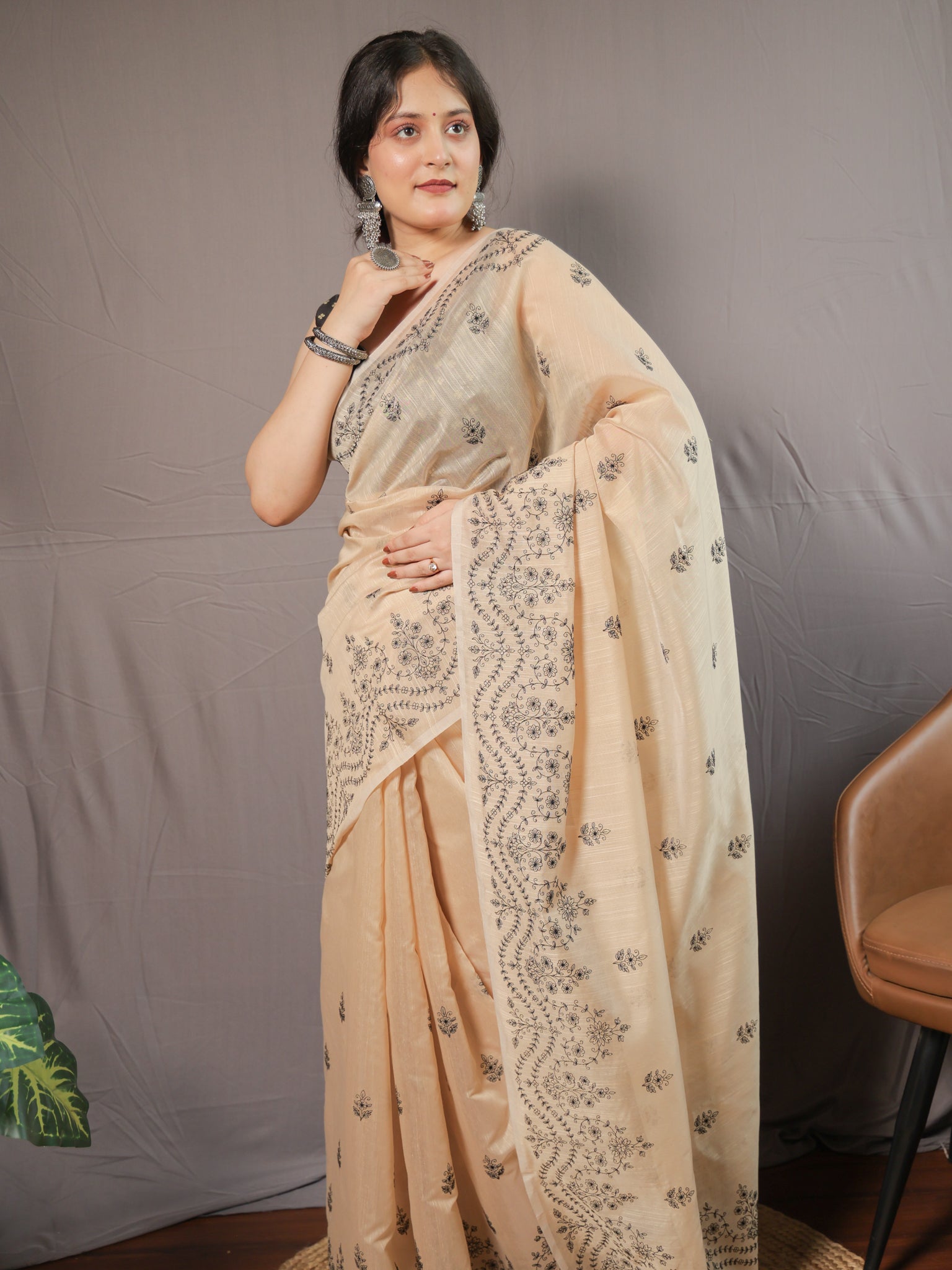 Cotton Saree with embroidery - Beige