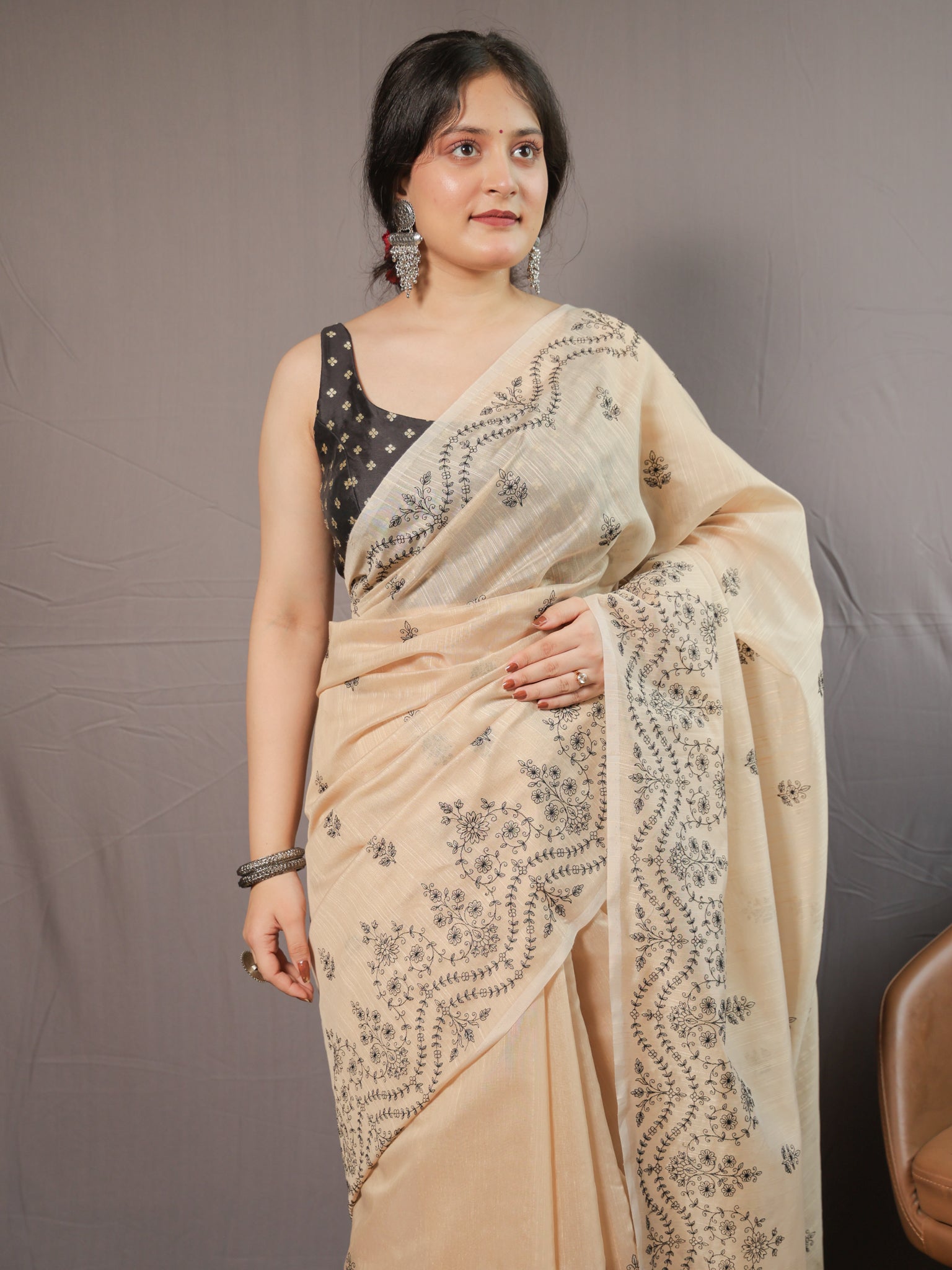 Cotton Saree with embroidery - Beige