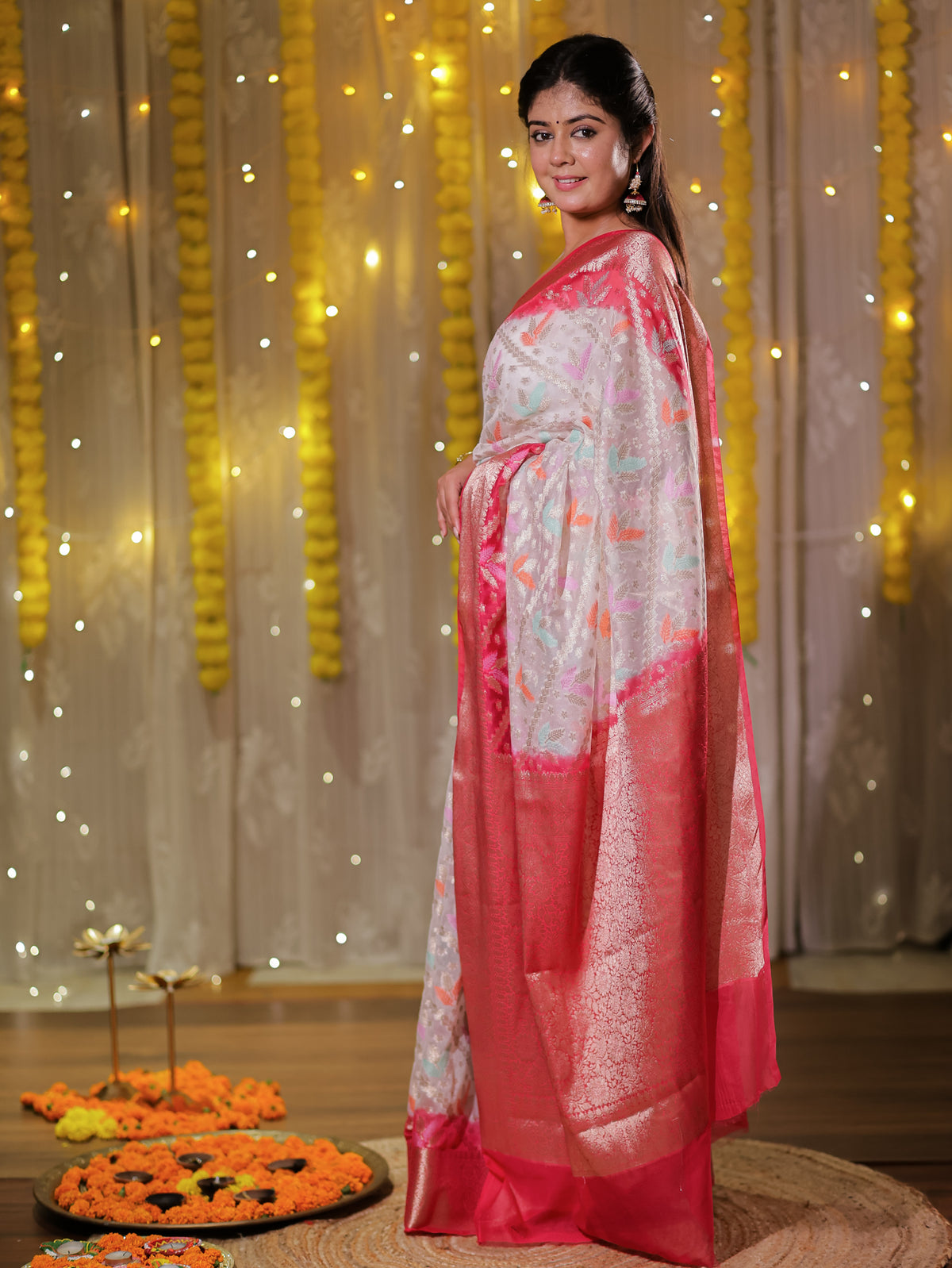 Banarasi Cotton Silk Saree with Zari Weaving & Contrast Border- White & Red