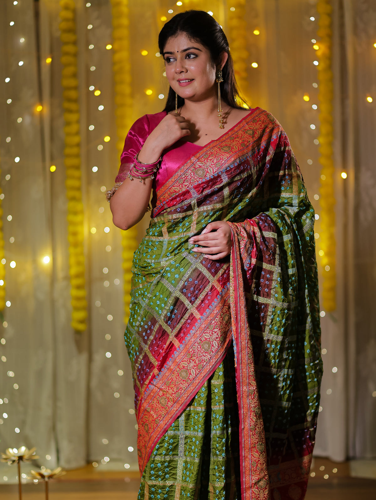 Banarasi Dual Shade Cotton Silk Bandhani Saree With - Green