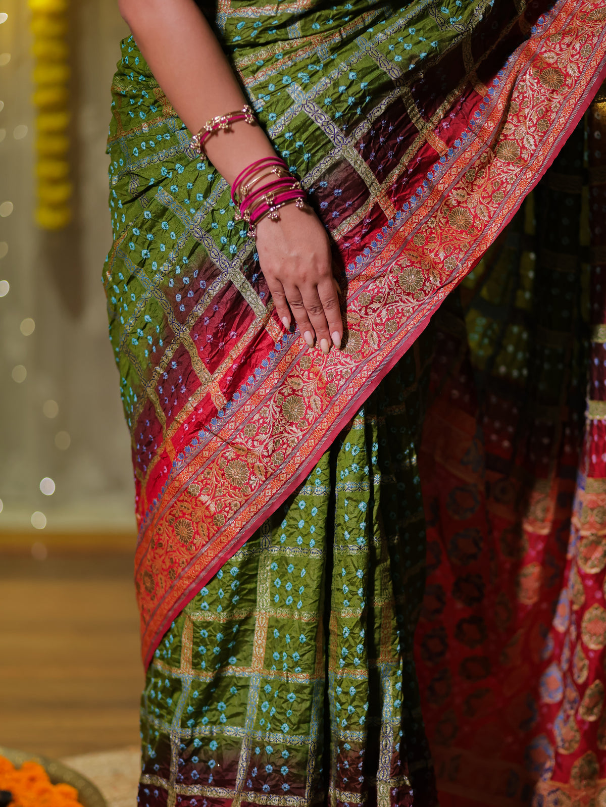 Banarasi Dual Shade Cotton Silk Bandhani Saree With - Green