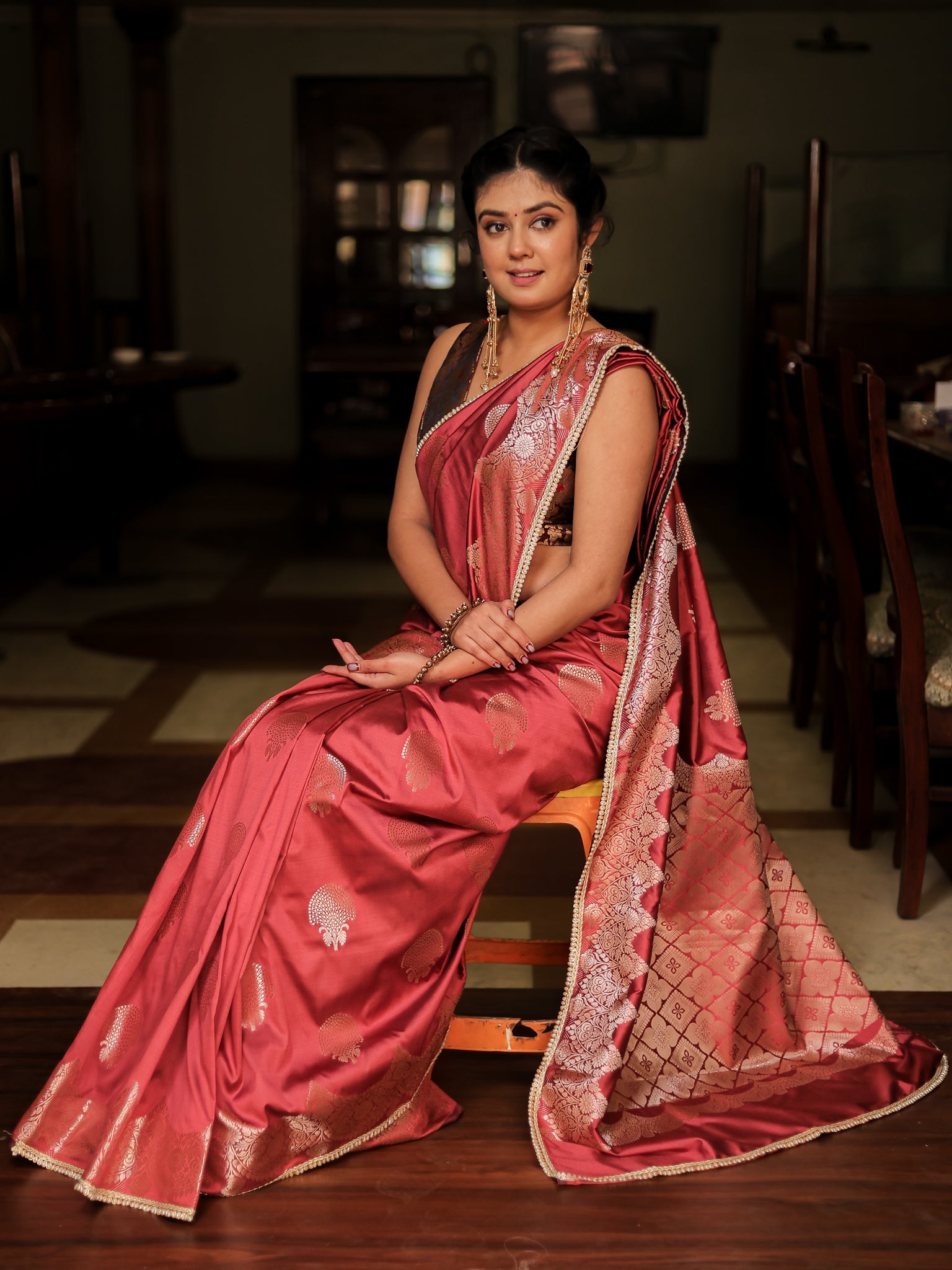 Banarasi Semi Silk Saree With Weaving & Lace Border- Pink