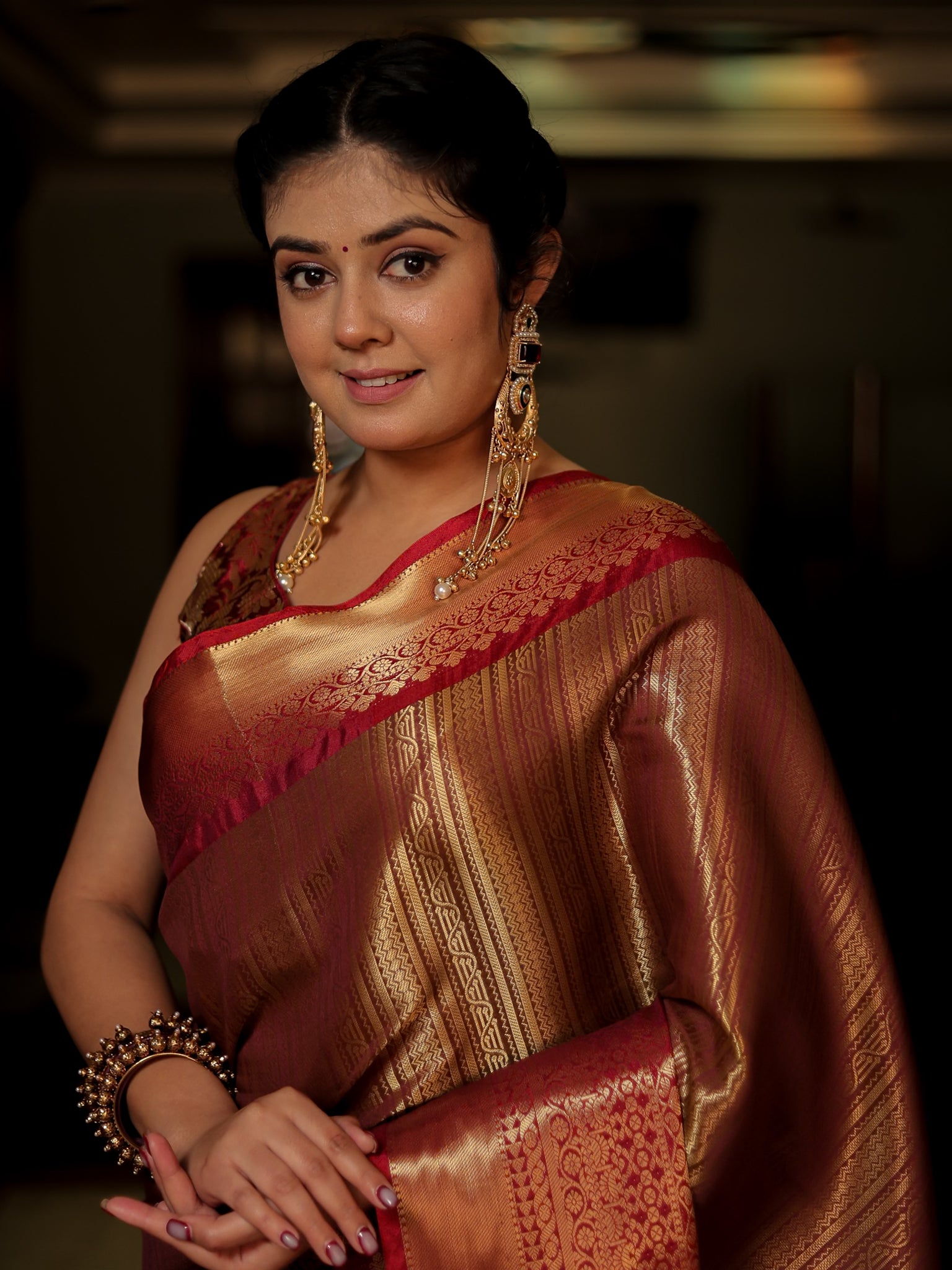 Banarasi Kora Saree With Zari Weaving & Border- Gold