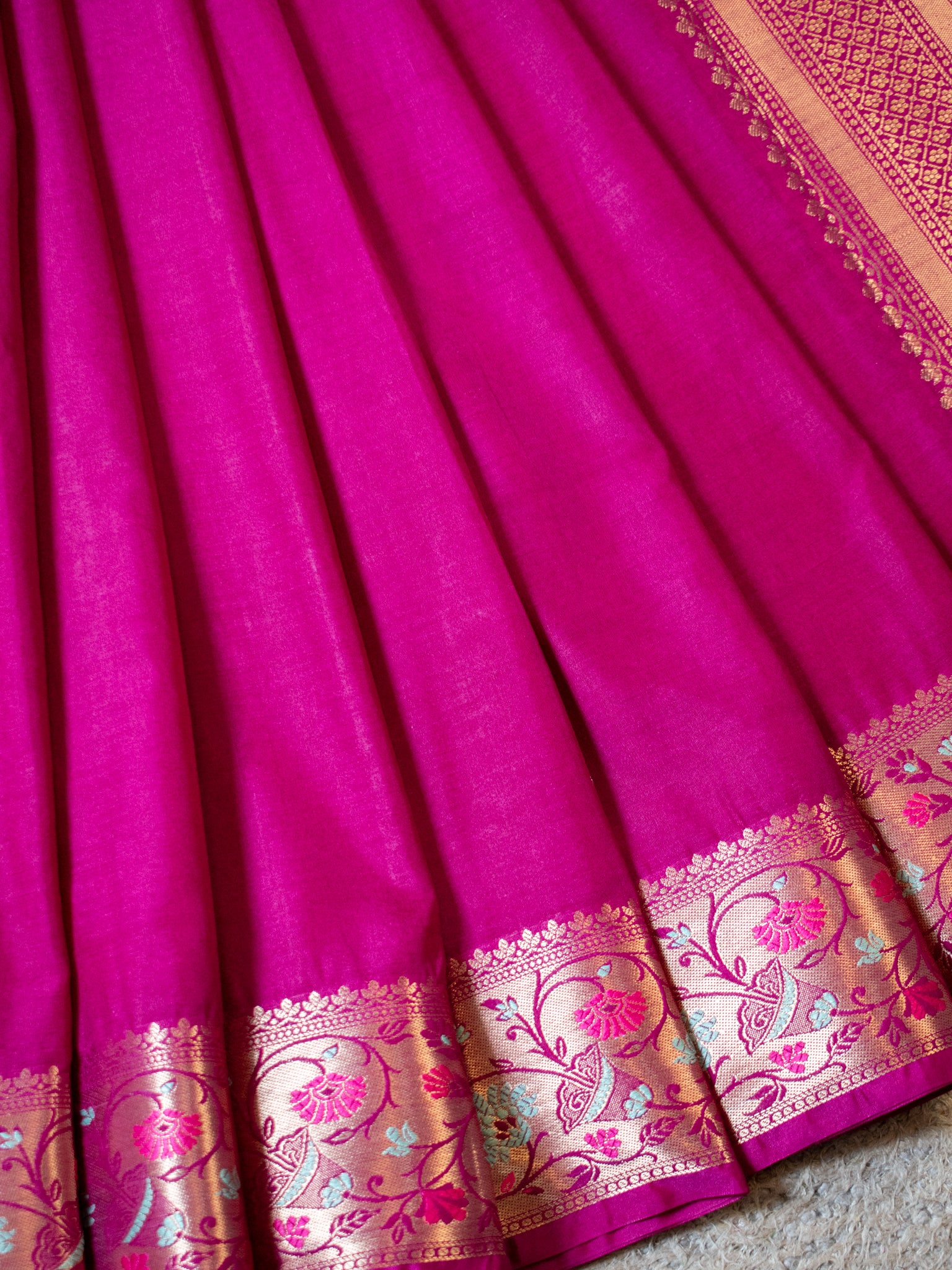 Banarasi Plain Semi Katan Saree With Meena Border- Magenta