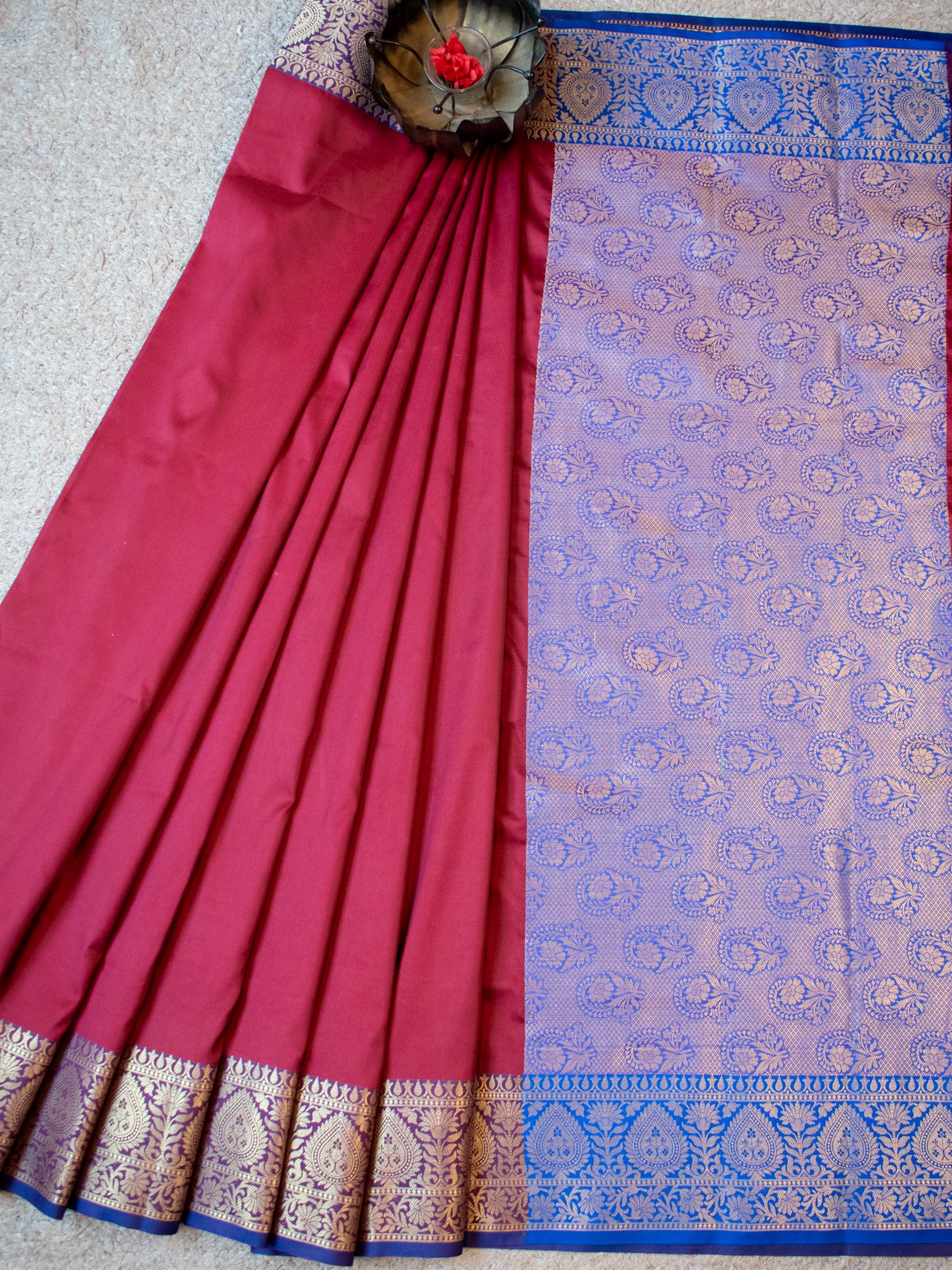 Banarasi Plain Semi Silk Saree With Contrast Pallu-Red