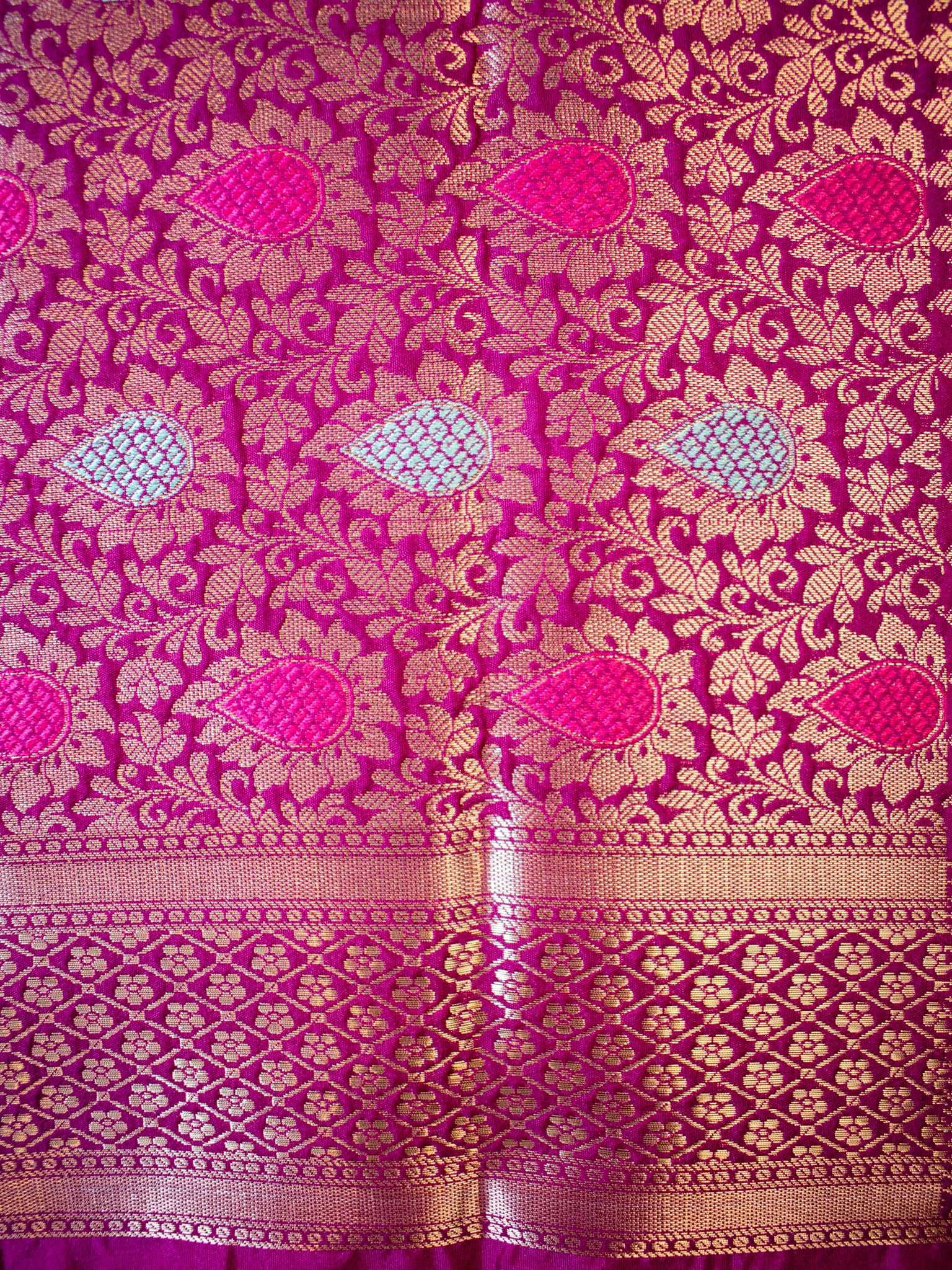 Banarasi Plain Semi Katan Saree With Meena Border- Magenta