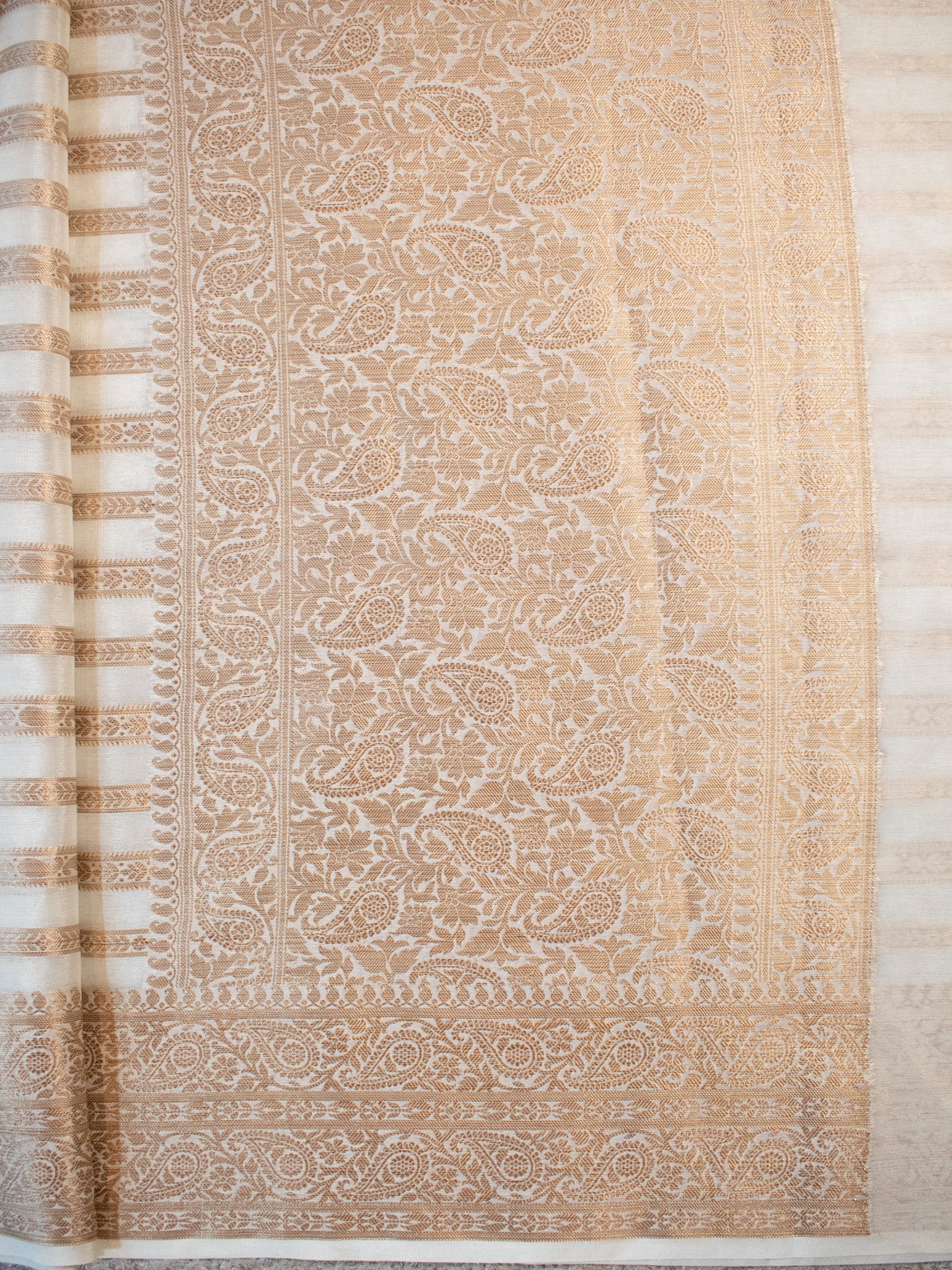 Banarasi Cotton Silk Saree With Copper Zari Border-White