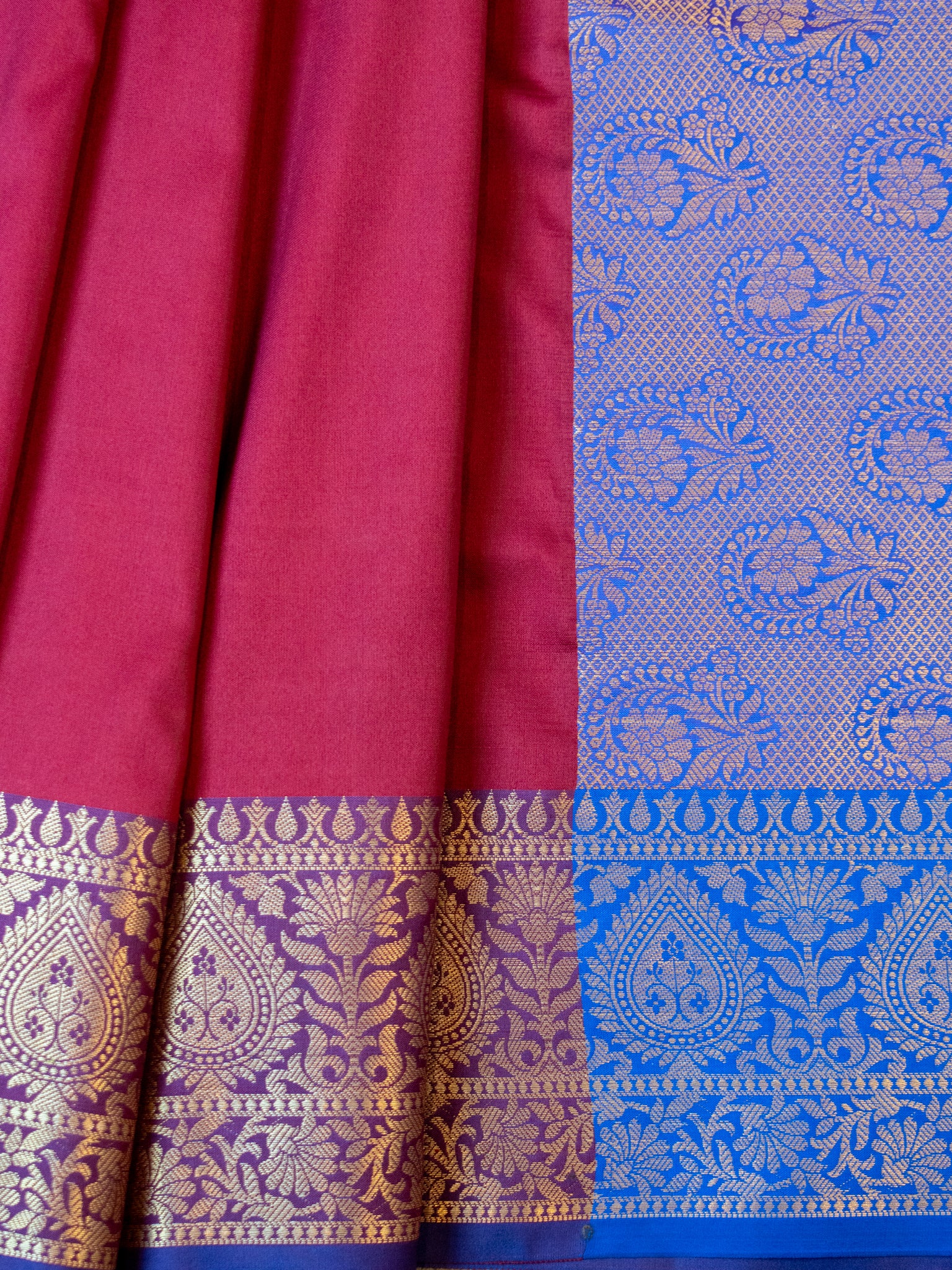 Banarasi Plain Semi Silk Saree With Contrast Pallu-Red