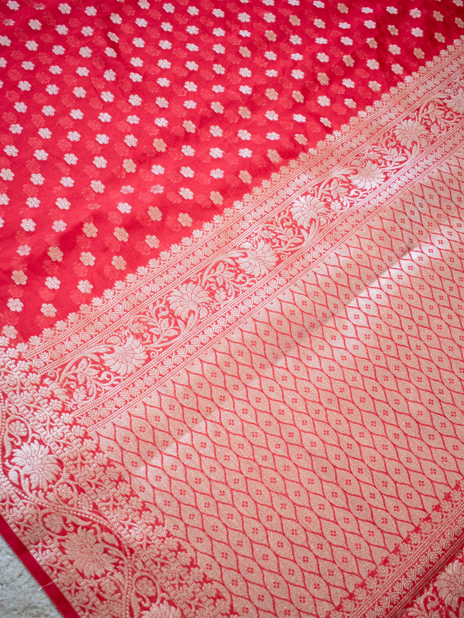 Banarasi Semi Georgette Saree With Zari Work and Border -Red