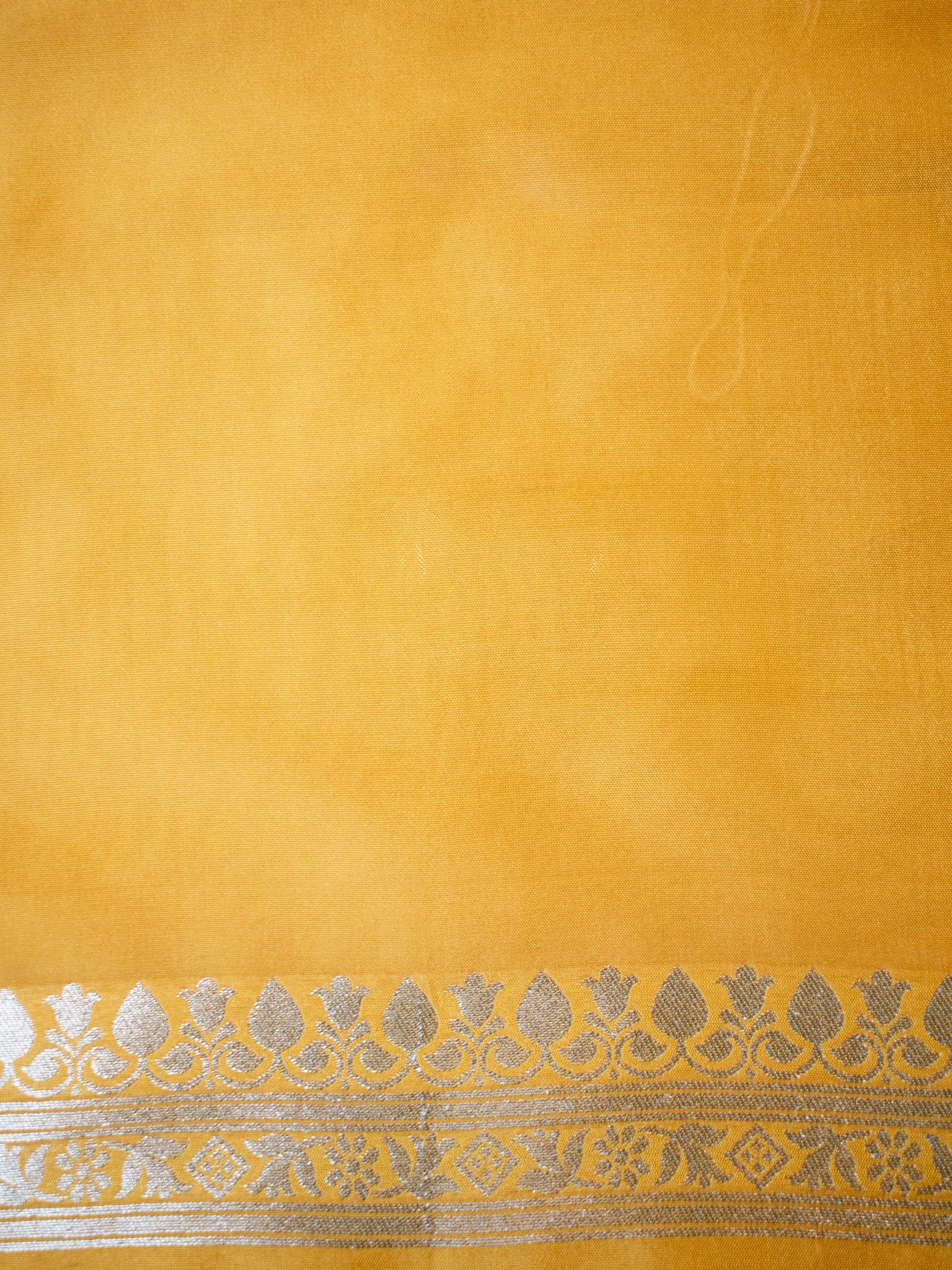 Banarasi Art Katan Silk Saree With Zari Buta Weaving & Tanchoi Weaving- Yellow