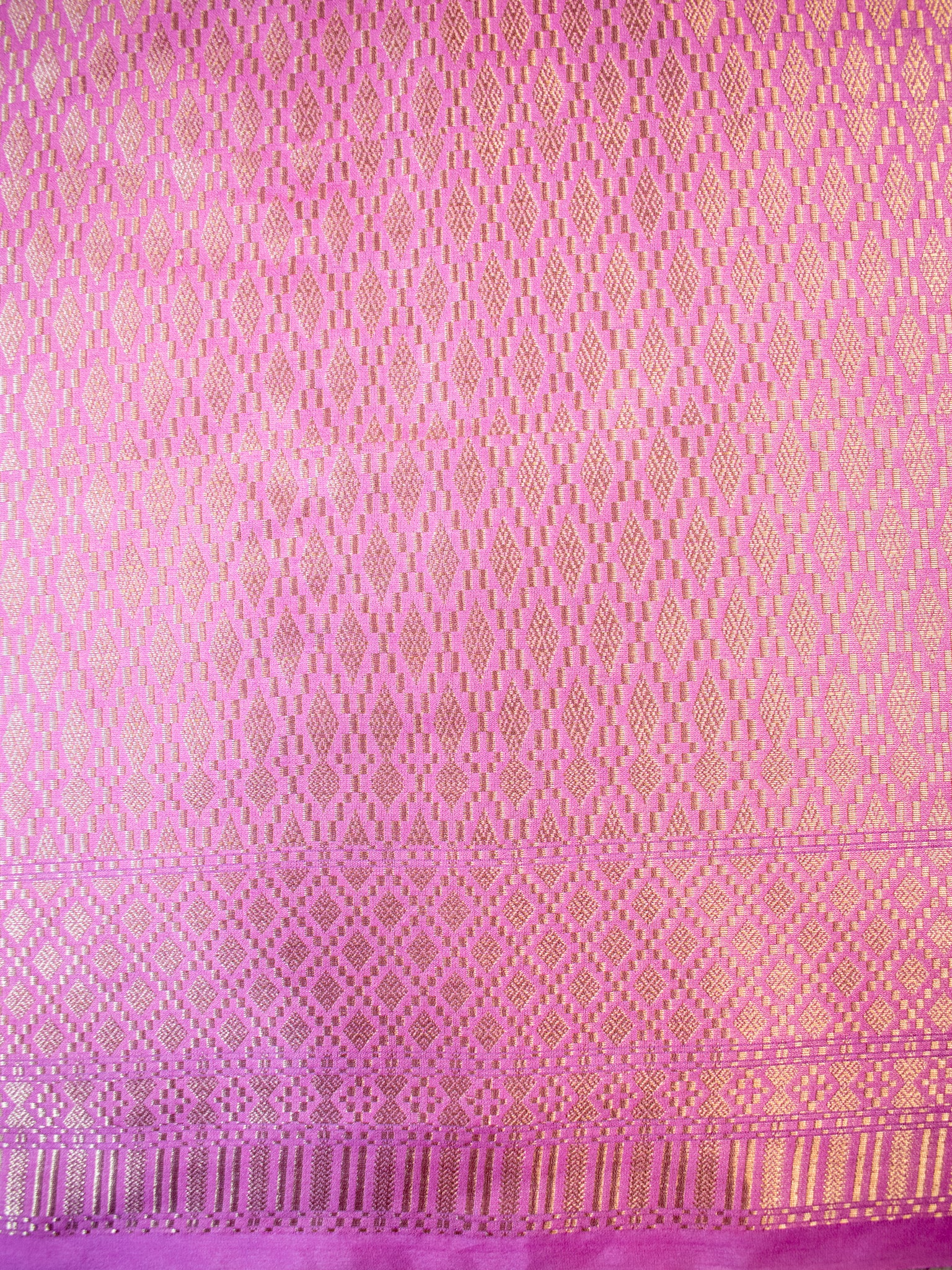 Banarasi Semi Georgette Saree with Floral Weaving & Border-Pink