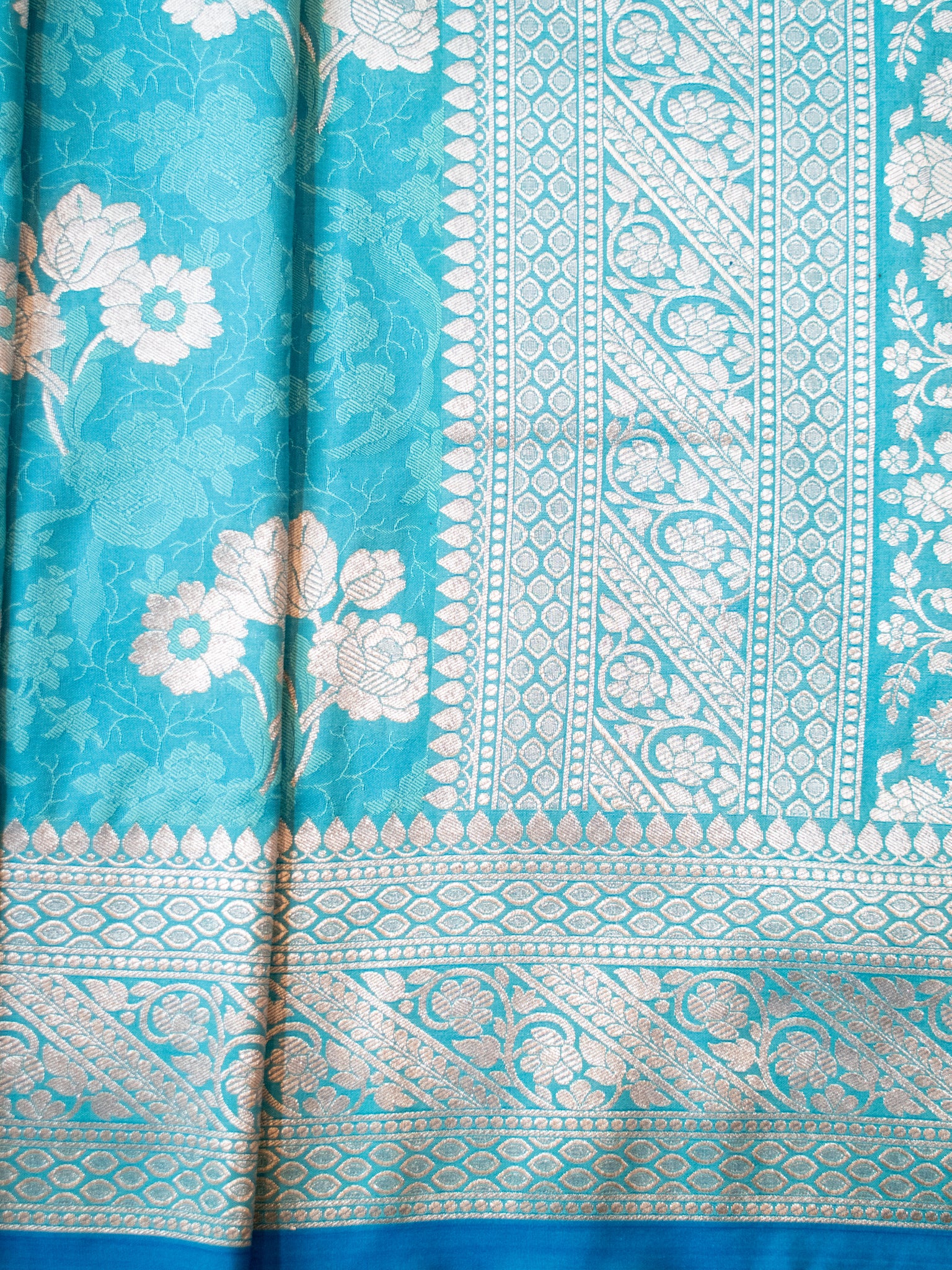 Banarasi Art Katan Silk Saree With Zari Buta Weaving & Tanchoi Weaving- Blue