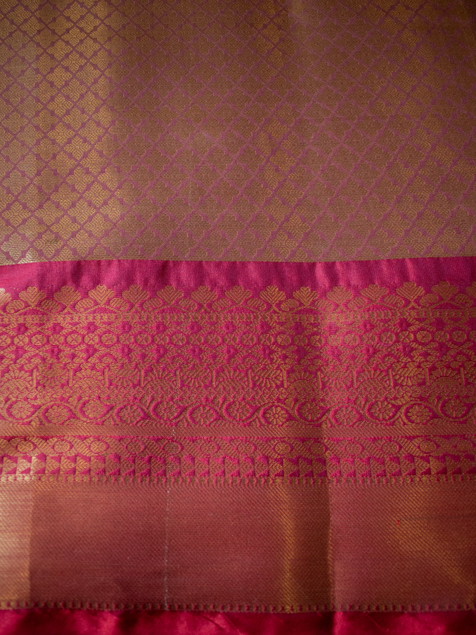 Banarasi Kora Saree With Zari Weaving & Border- Gold