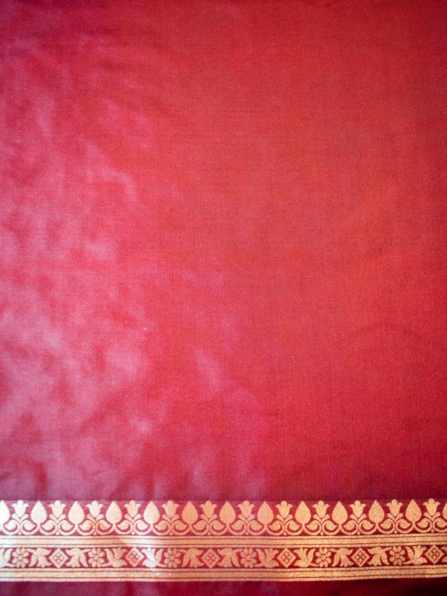 Banarasi Art Katan Silk Saree With Zari Buta Weaving & Tanchoi Weaving- Wine