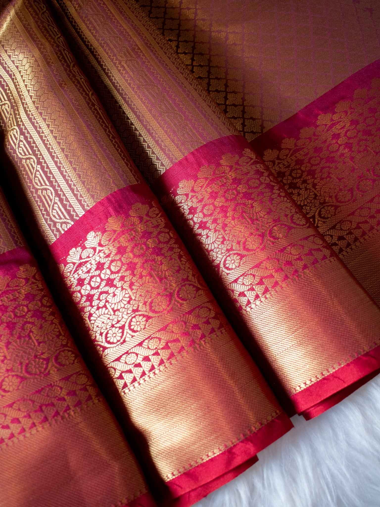 Banarasi Kora Saree With Zari Weaving & Border- Gold
