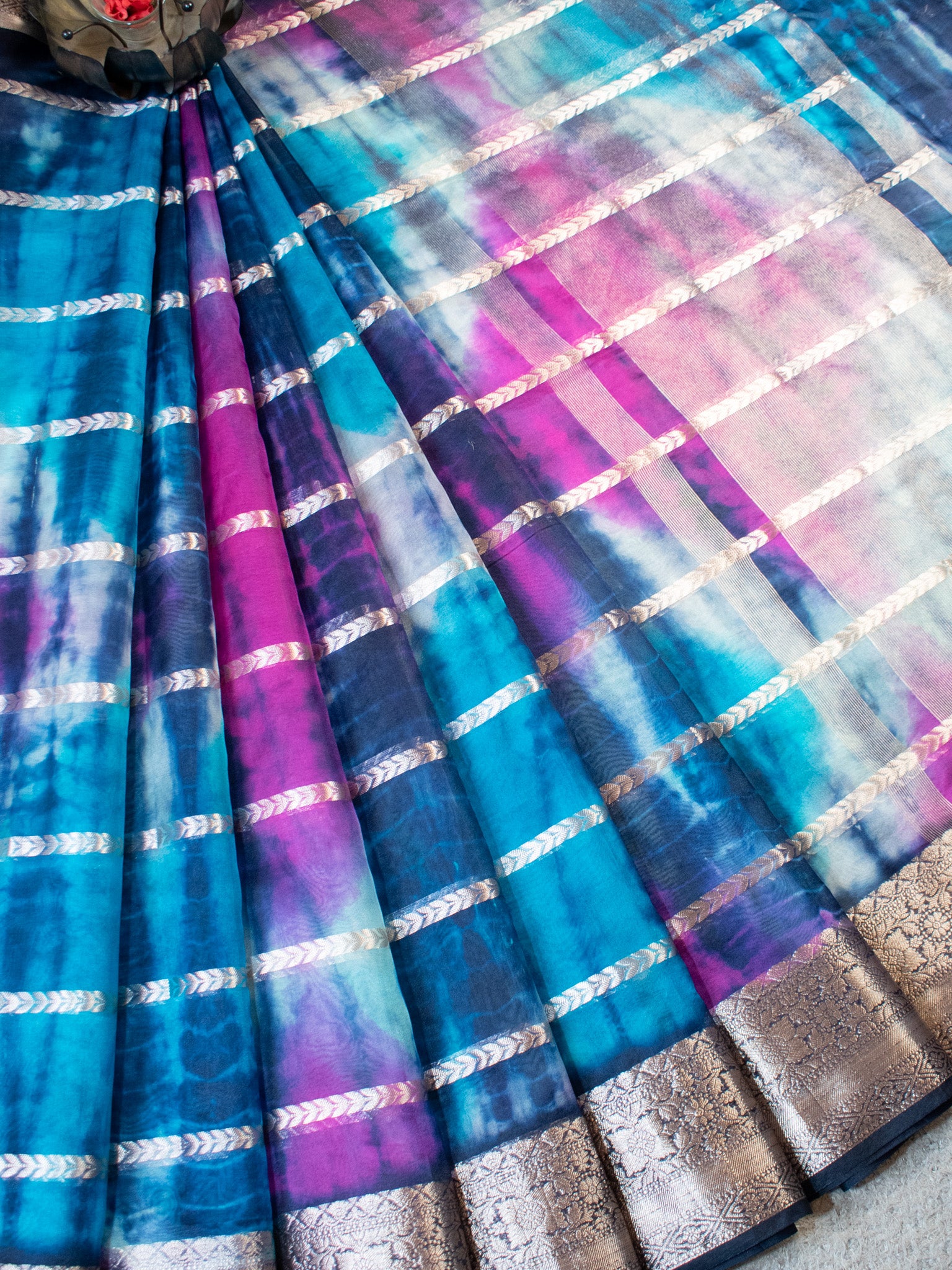 Banarasi Shibori Dyed Organza Saree With Zari Weaving
