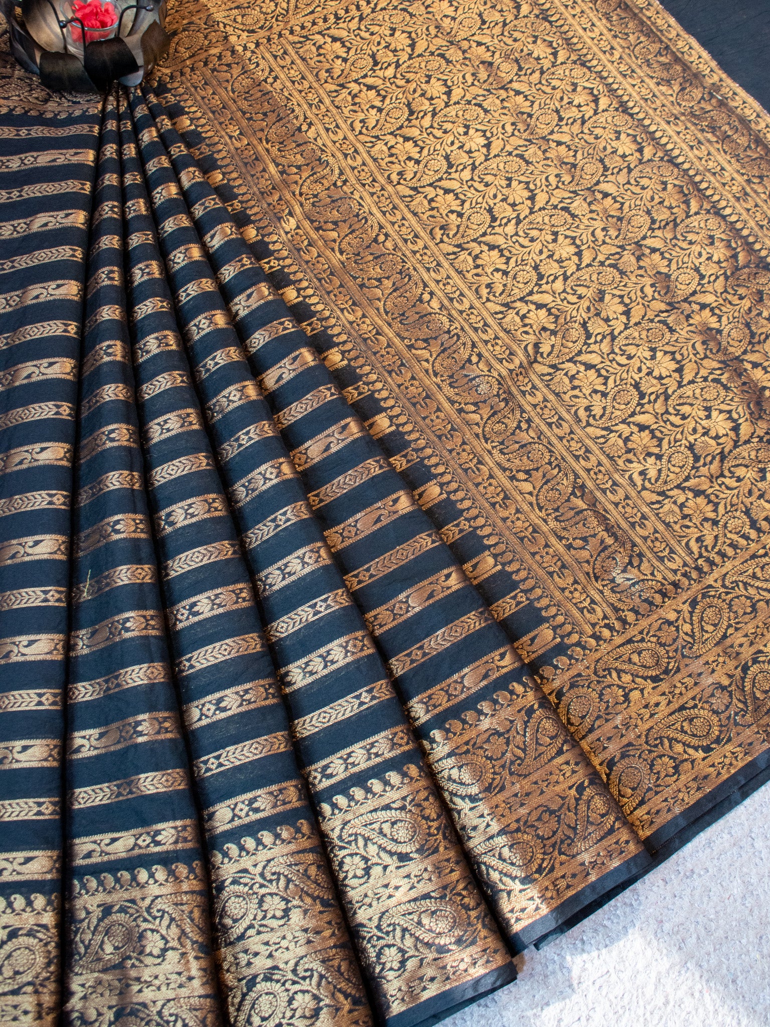 Banarasi Cotton Silk Saree With Copper Zari Border-Black