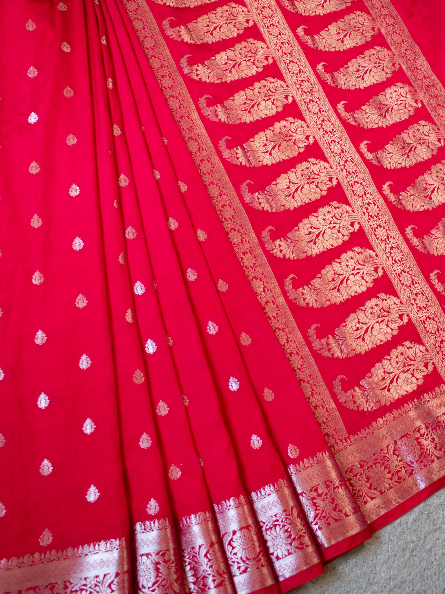 Banarasi Cotton Silk Saree With Silver Zari Buti & Border-Strawberry Pink