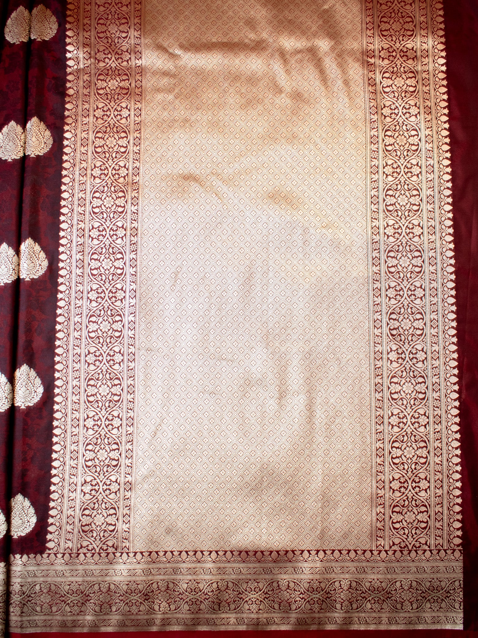 Banarasi Art Katan Silk Saree With Zari Buta Weaving & Tanchoi Weaving- Wine