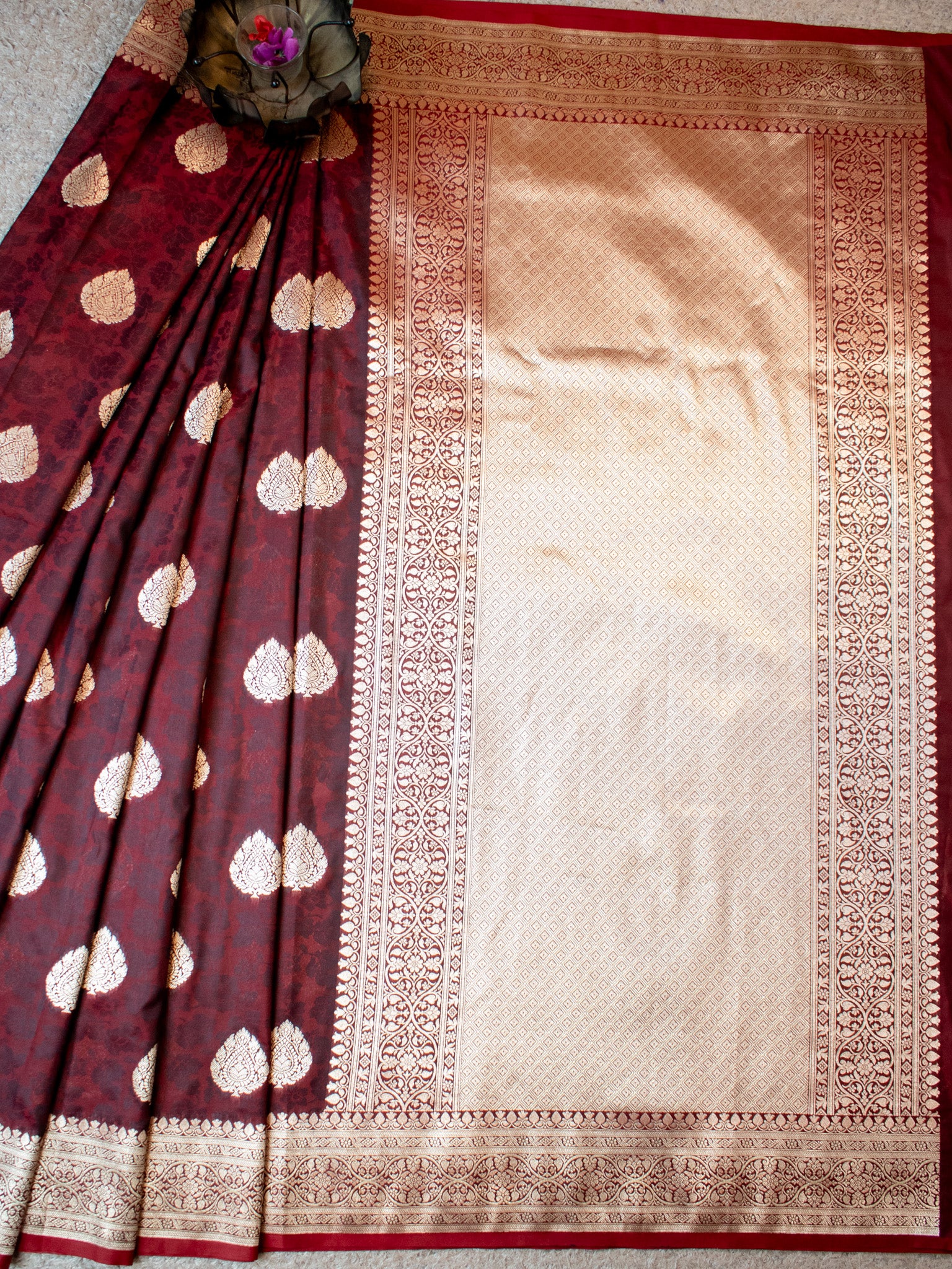 Banarasi Art Katan Silk Saree With Zari Buta Weaving & Tanchoi Weaving- Wine