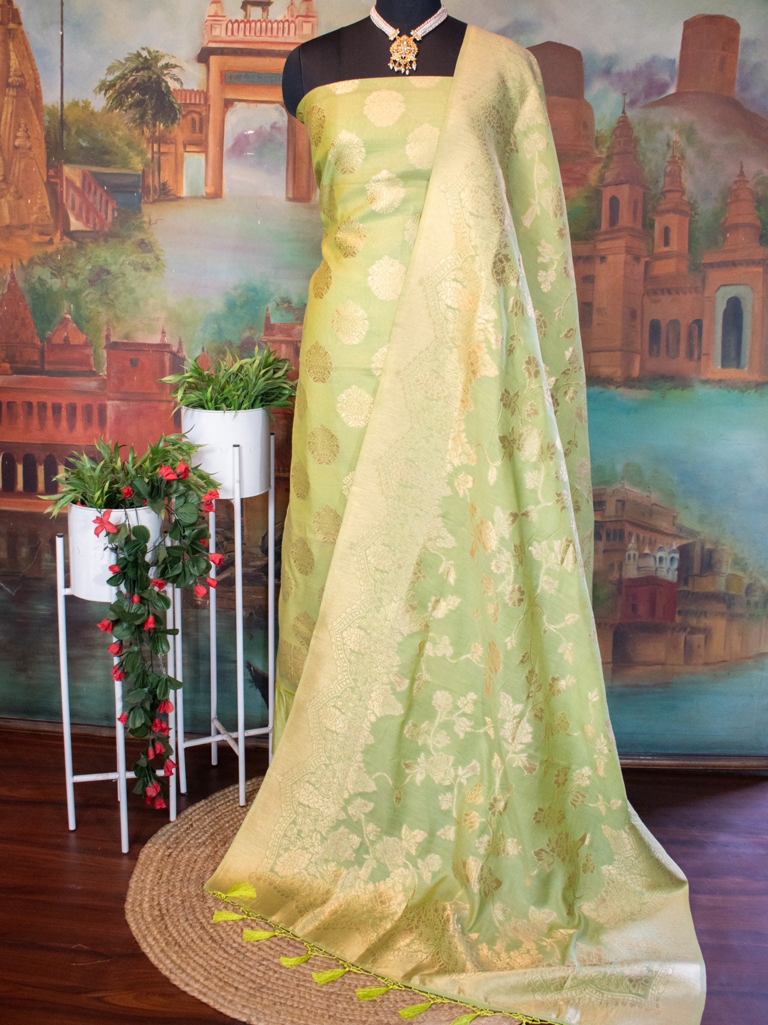 Banarasi Cotton Silk Salwar Kameez With Dupatta- Green