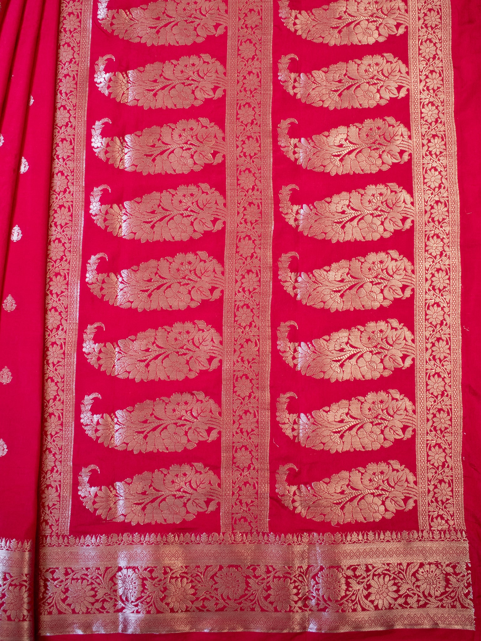 Banarasi Cotton Silk Saree With Silver Zari Buti & Border-Strawberry Pink