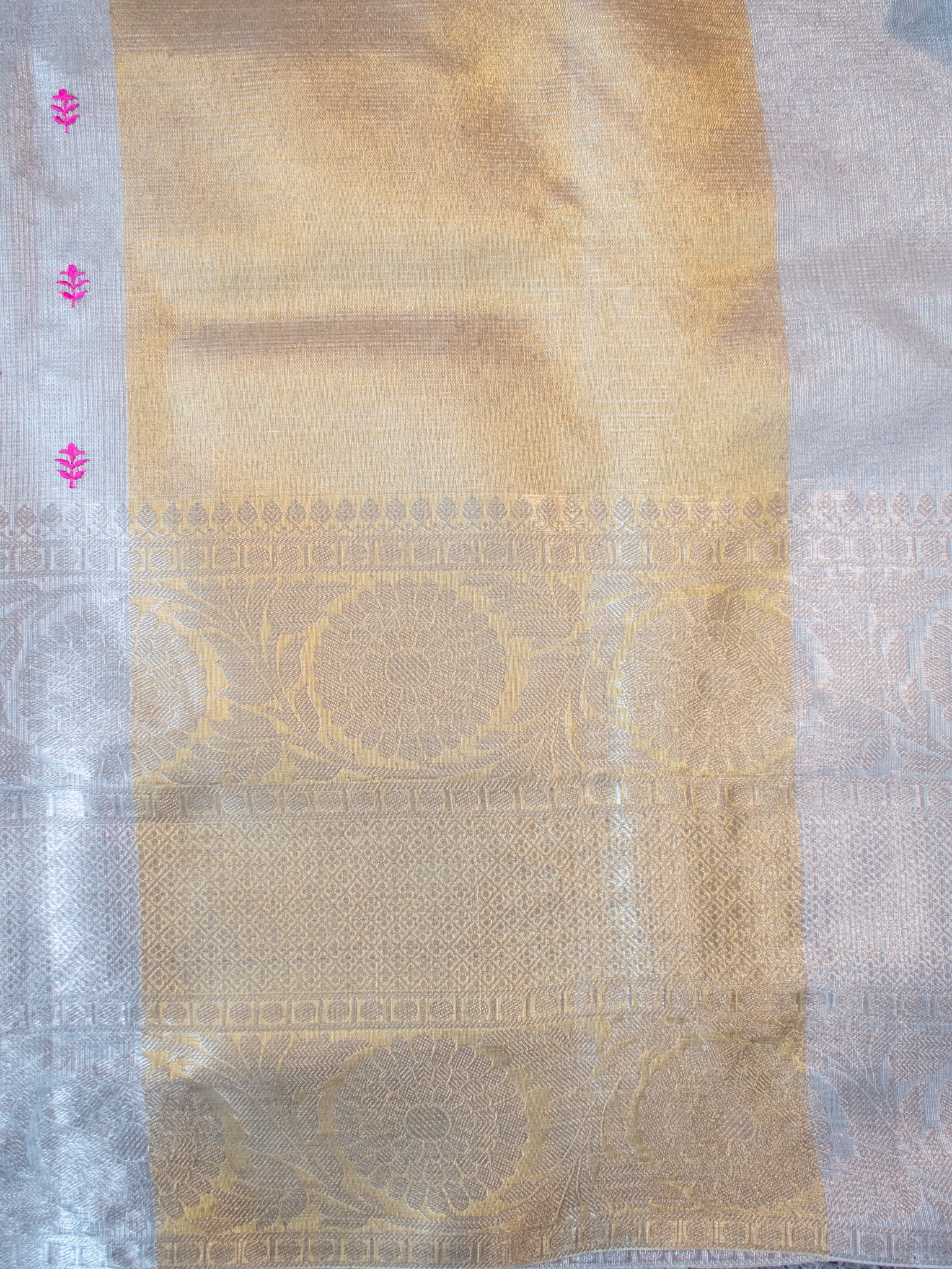 Banarasi Kota Check Saree With Embroidery & Border - Silver