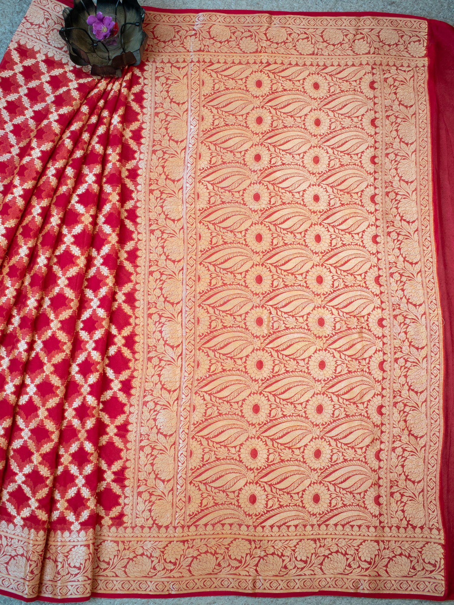 Banaras Pure Georgette Saree With Resham Weaving-Red