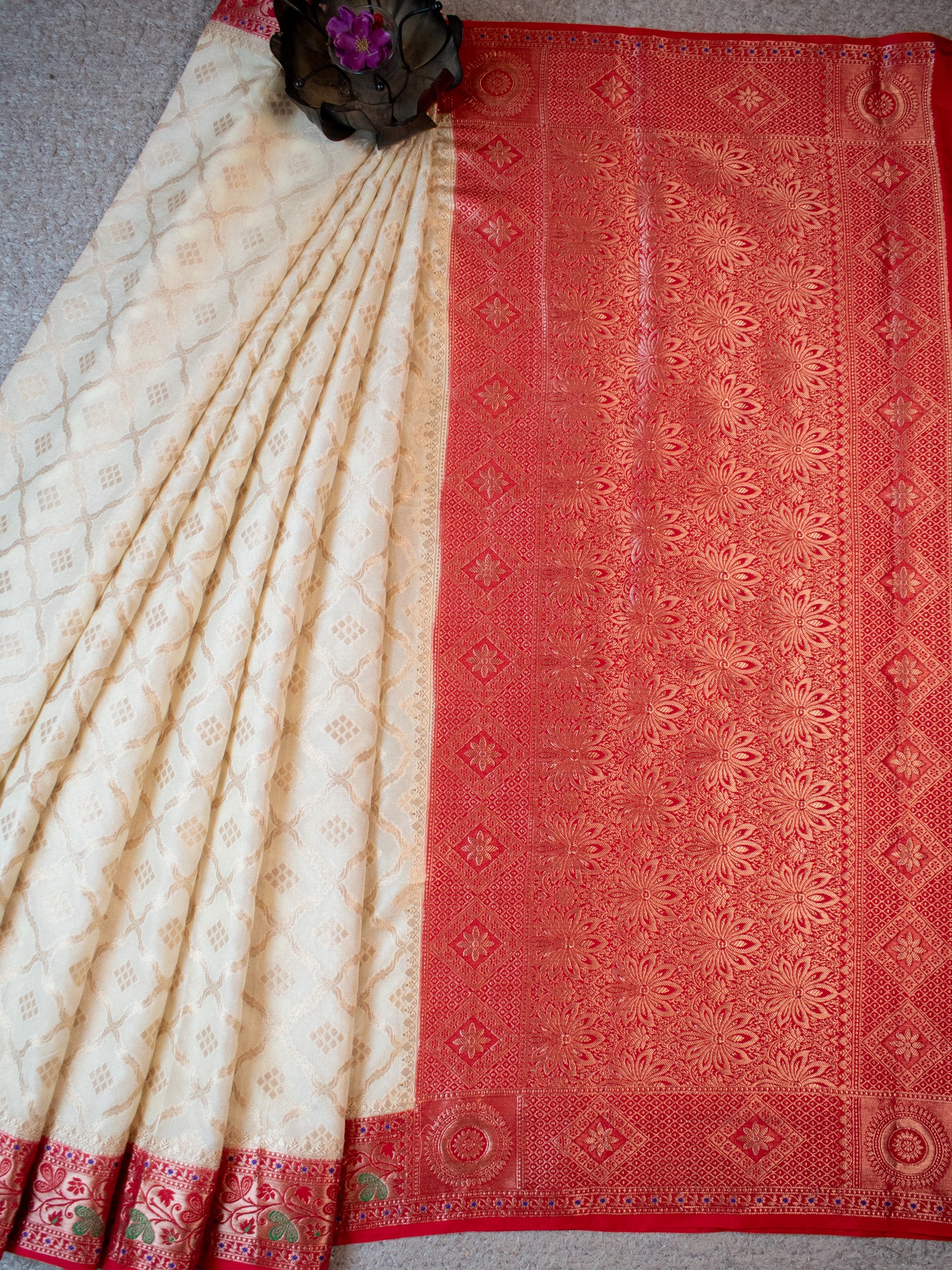 Banarasi Semi Silk Saree With Contrast Border-Off White & Red