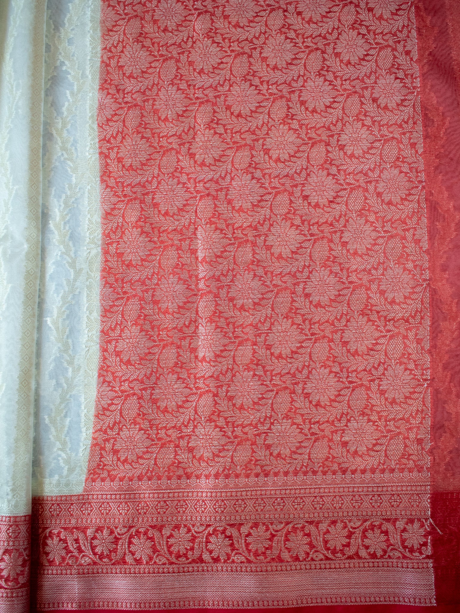 Banarasi Cotton Silk Saree With Zari Weaving & Contrast Border - Off White & Red