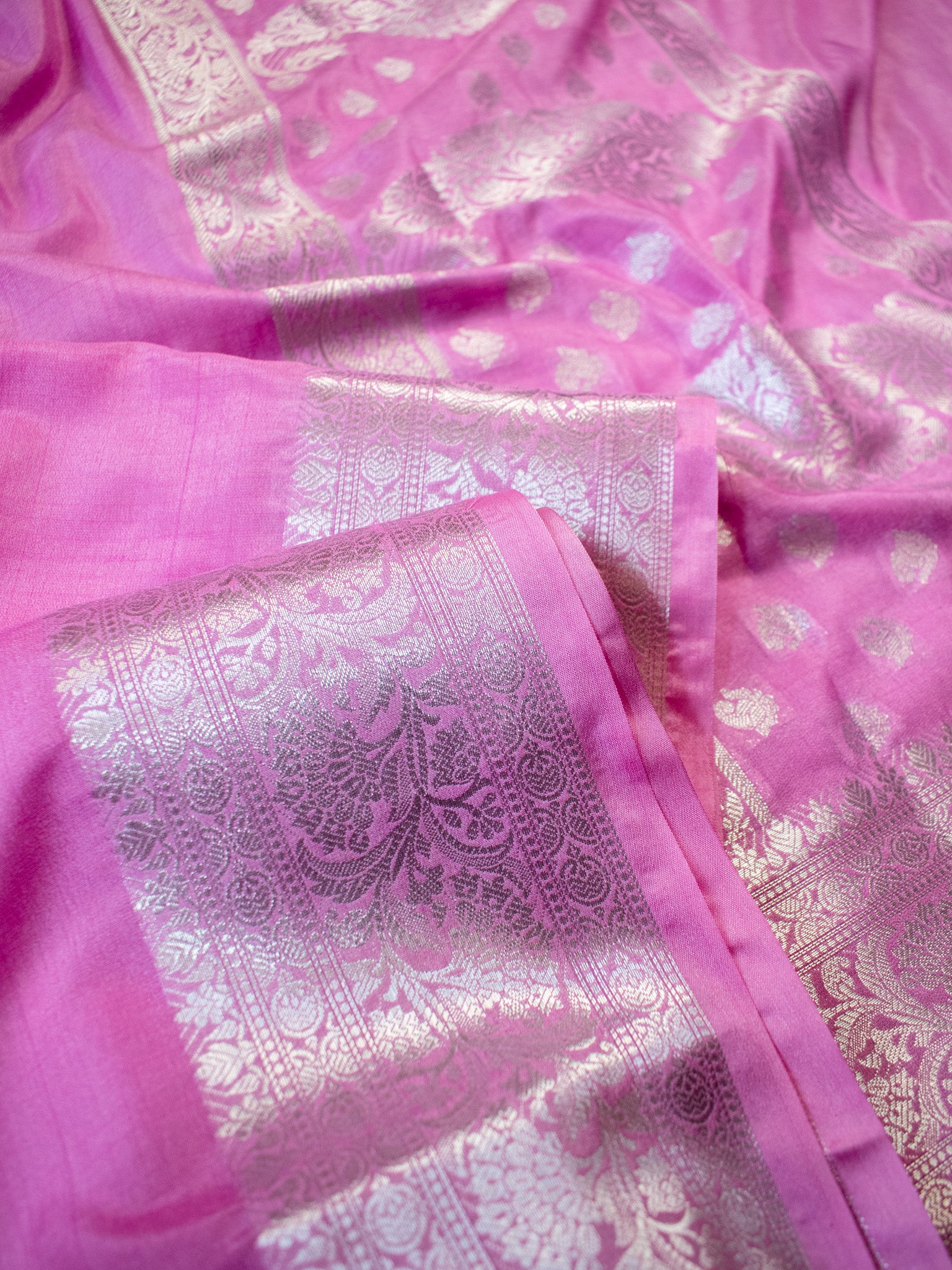 Banarasi Soft Cotton Plain Saree With Zari Border-Pink