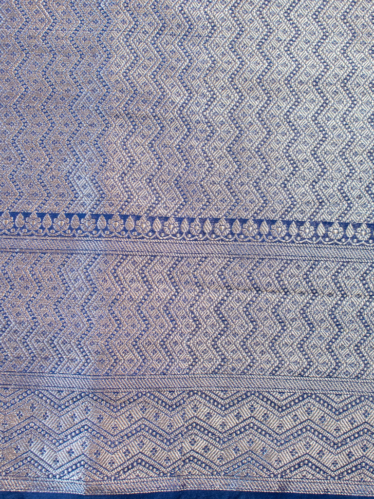 Banarasi Kora Saree With Zari Buti Weaving & Contrast Border-Red