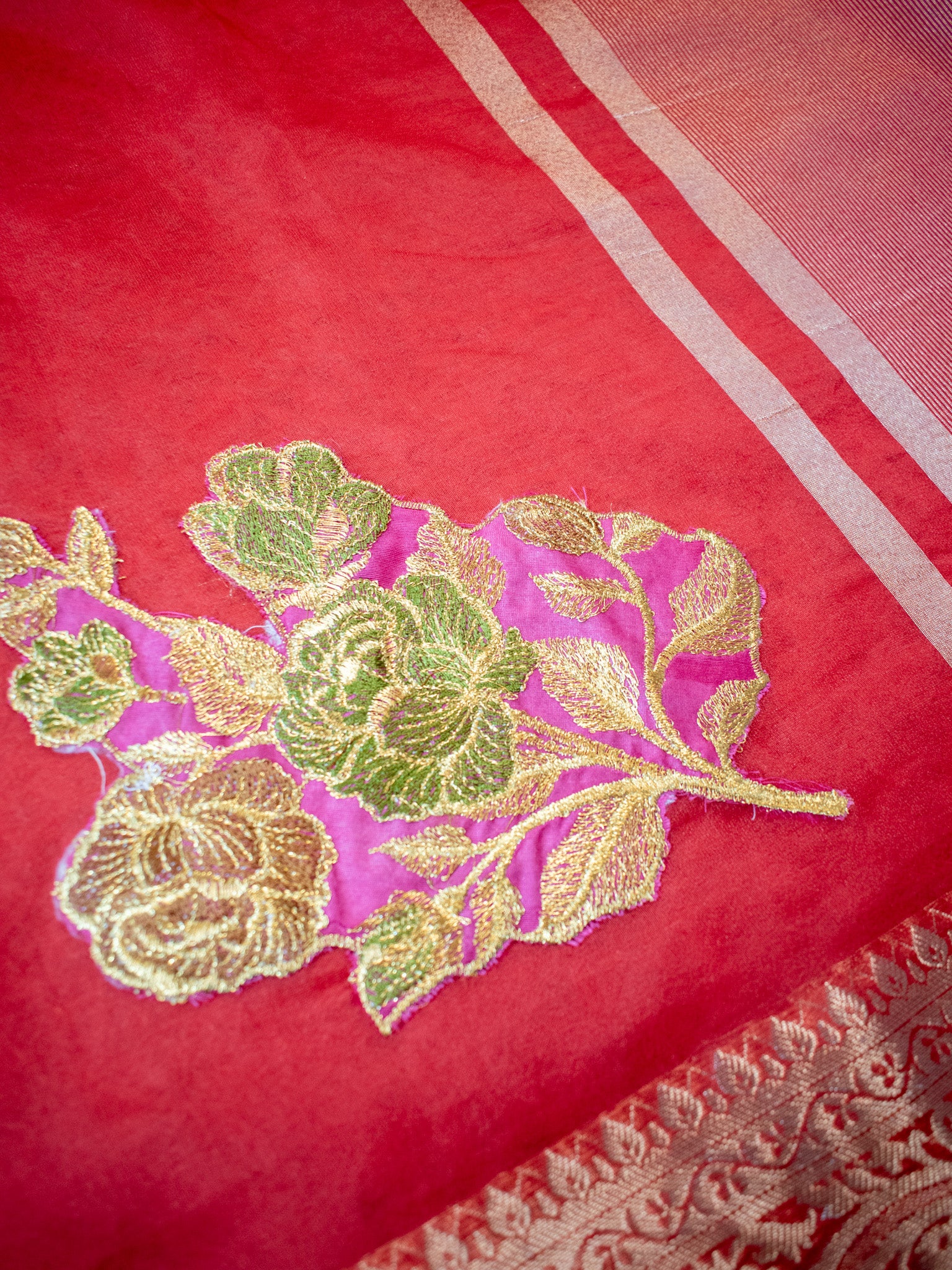 Banarasi Organza Saree With Zari Border-Red