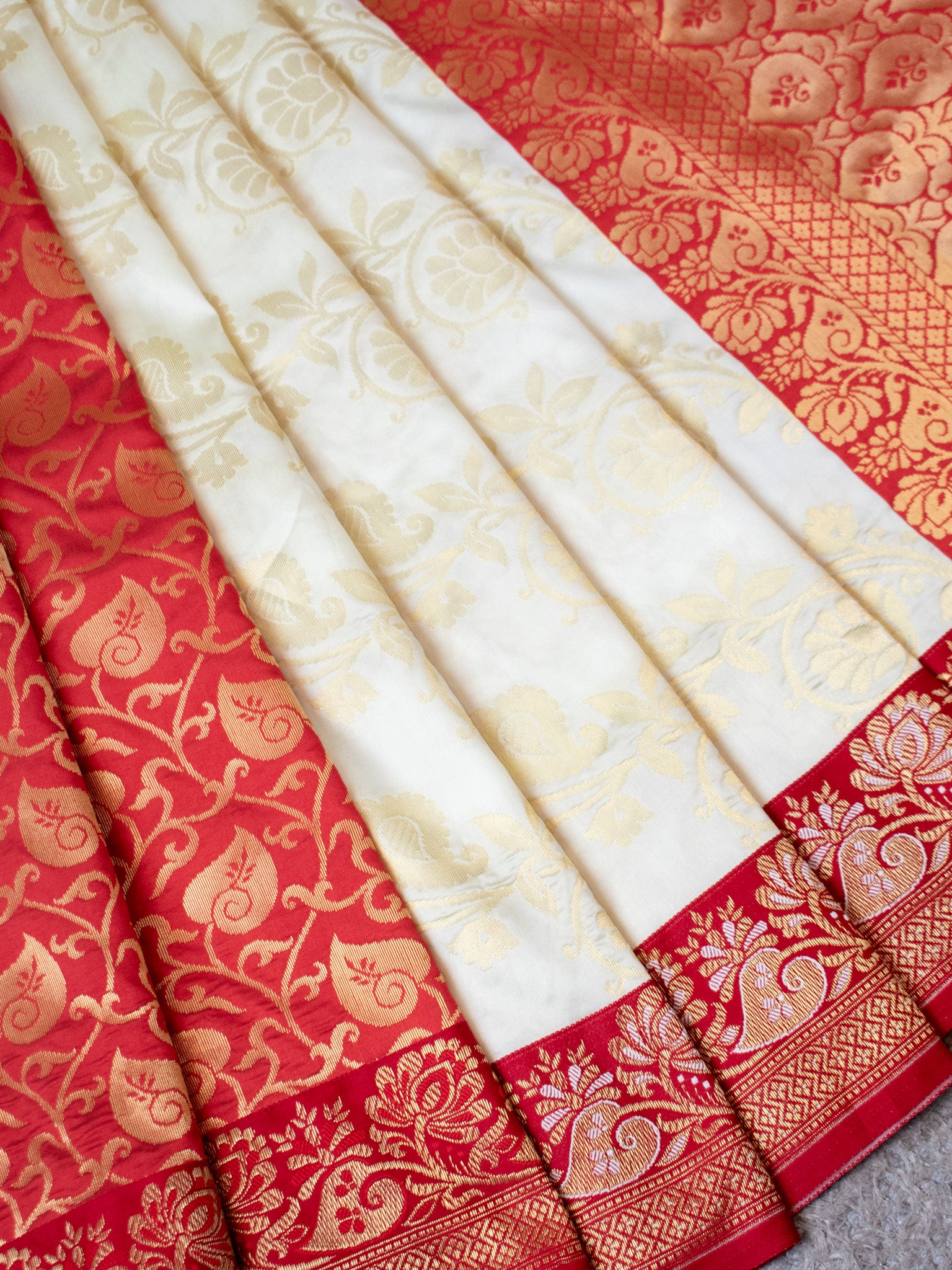 Banarasi Dupion Silk Saree With Contrast Border-Off white & Red