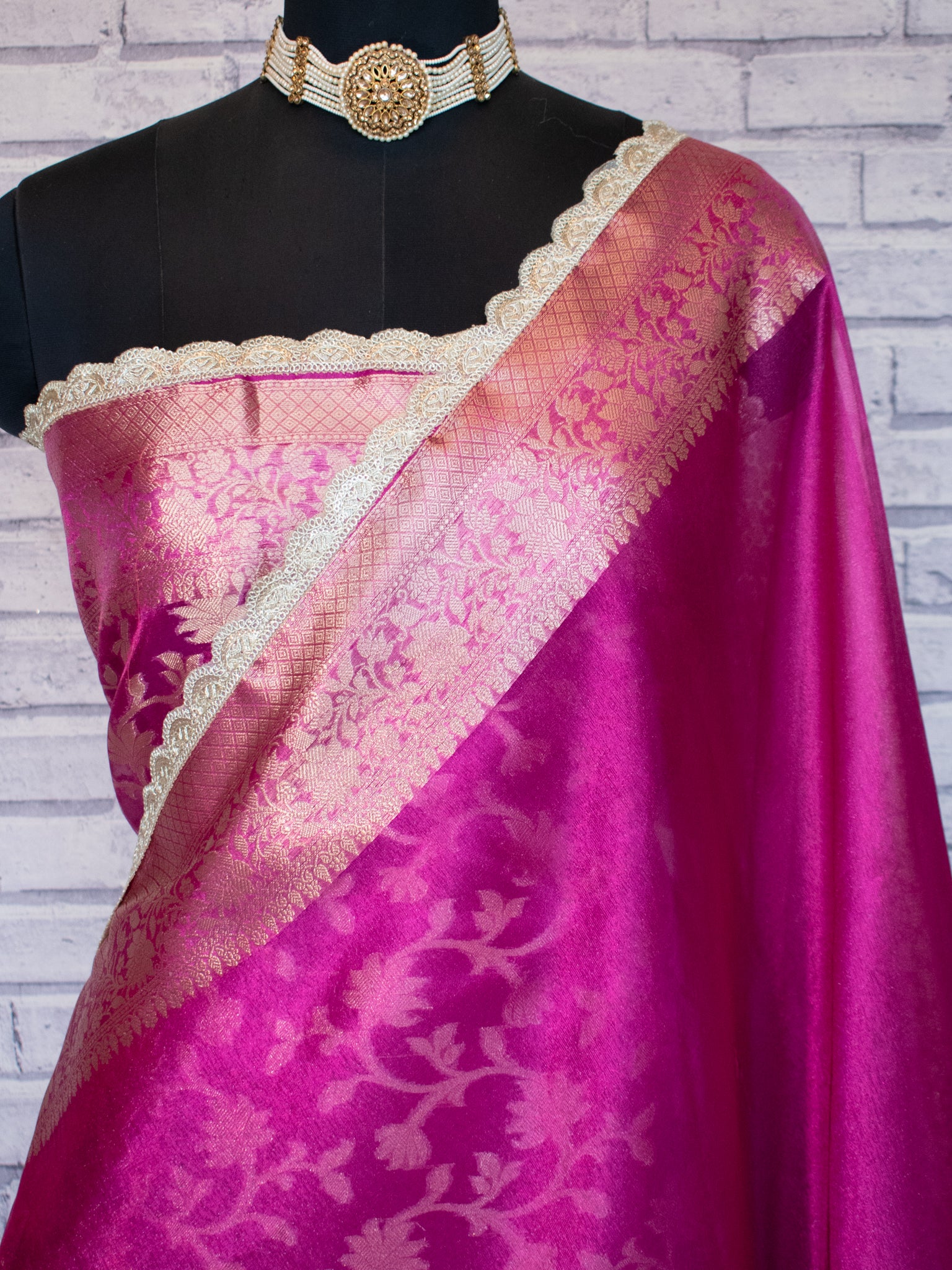 Banarasi Plain Tissue Saree With Lace Border - Magenta
