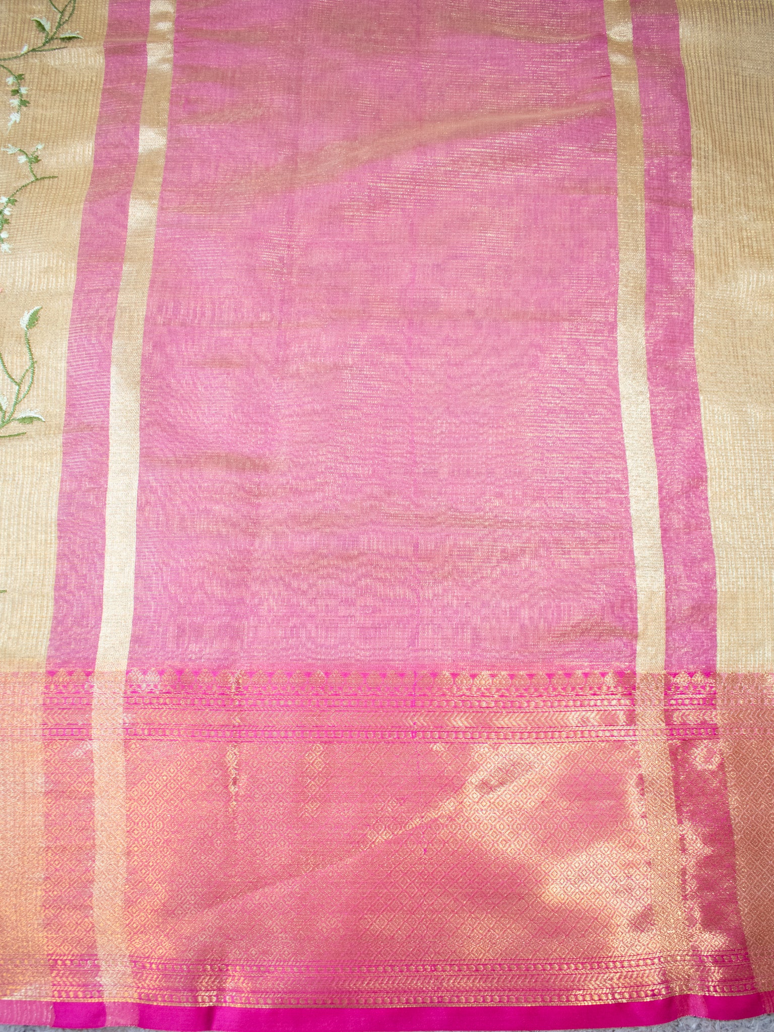 Banarasi Kota Check Saree With Embroidery & Border - Gold
