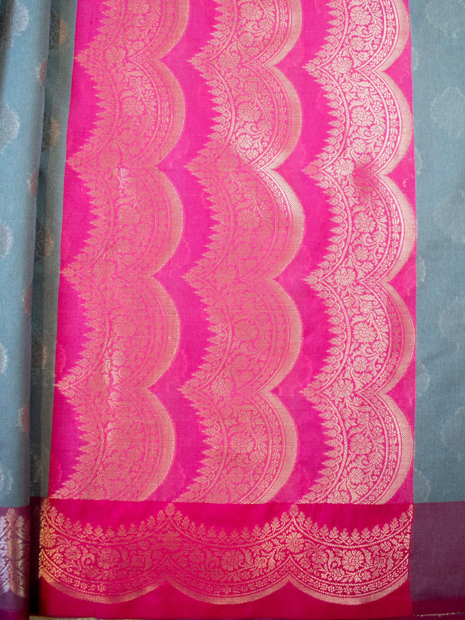 Banarasi Cotton Silk Saree With Buta & Contrast Border- Grey