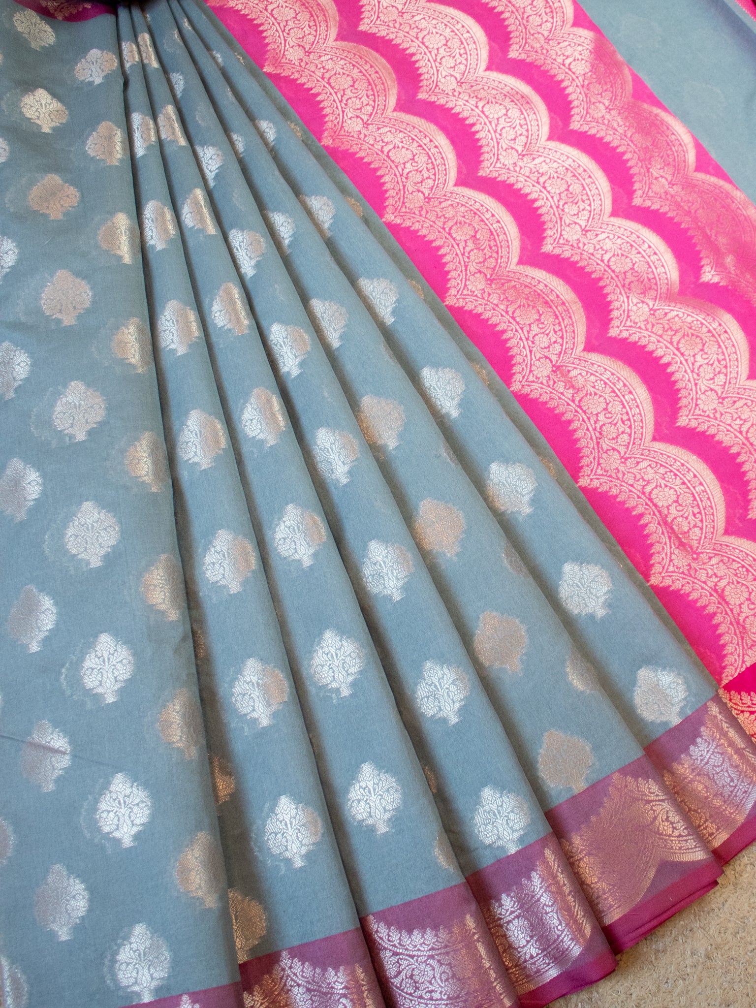 Banarasi Cotton Silk Saree With Buta & Contrast Border- Grey