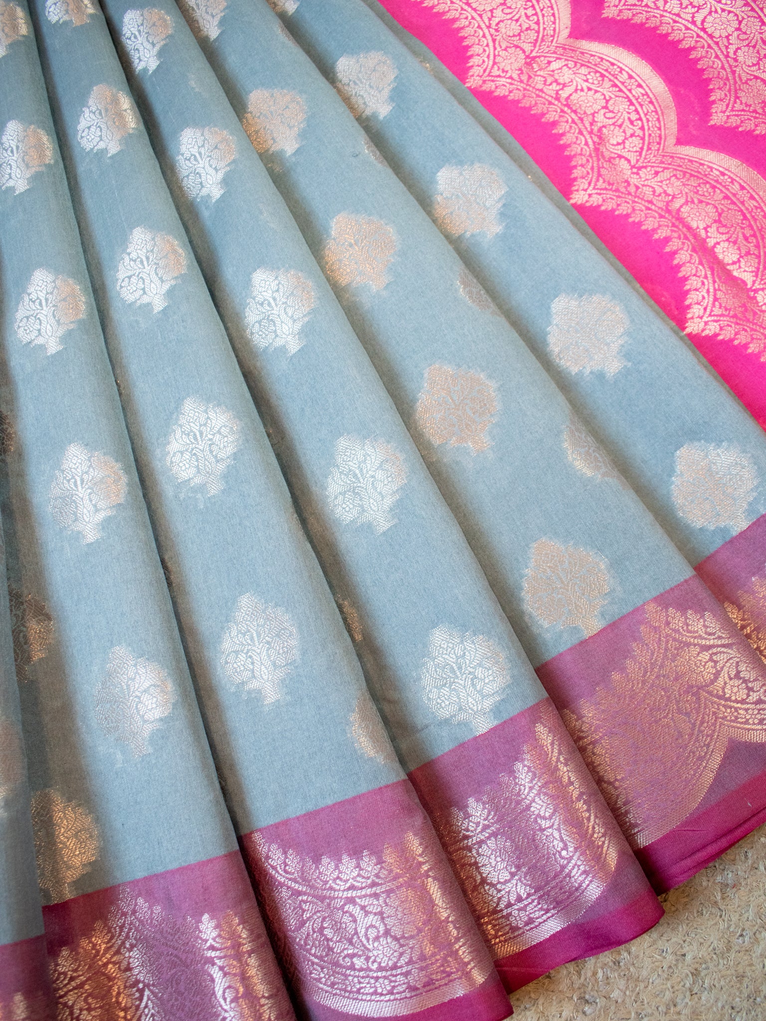 Banarasi Cotton Silk Saree With Buta & Contrast Border- Grey