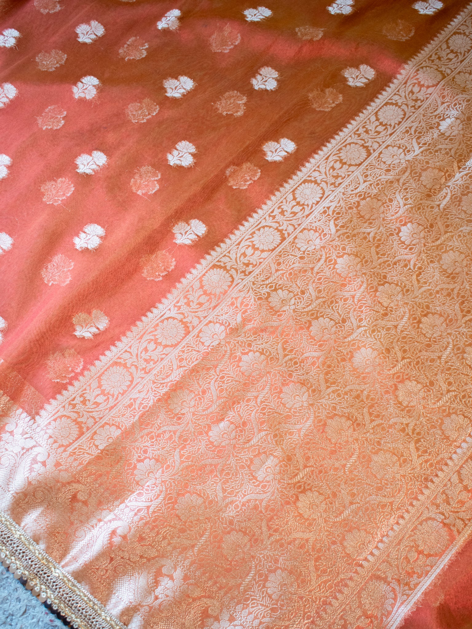Banarasi Tissue Saree With Buti Weaving & Lace Border - Red