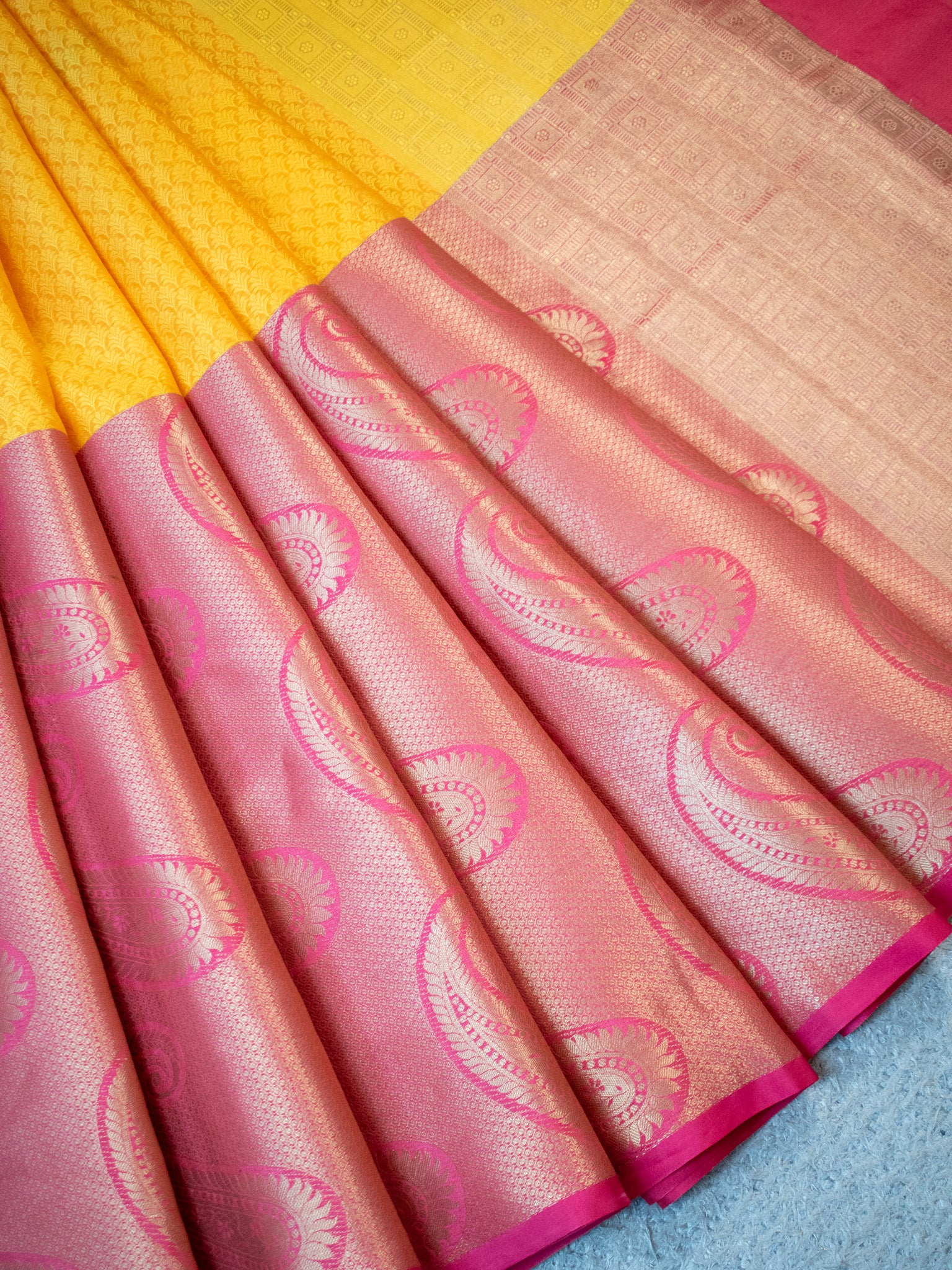 Banarasi Kora Muslin Broad Contrast Border Saree-Yellow & Pink