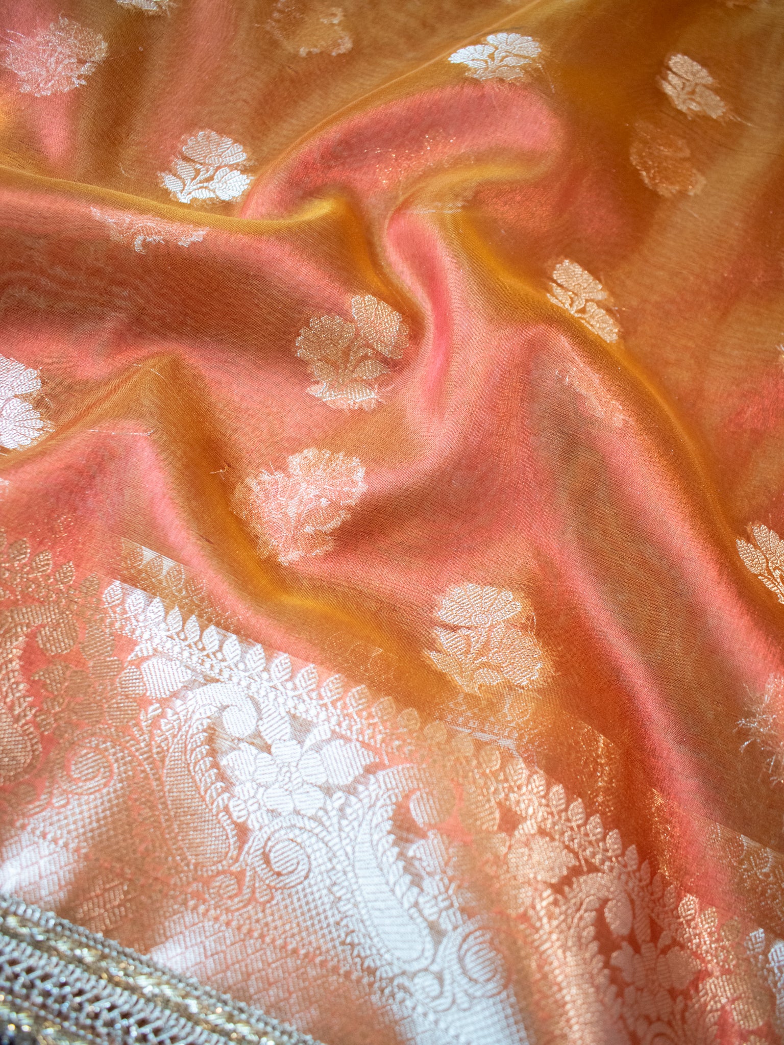 Banarasi Tissue Saree With Buti Weaving & Lace Border - Red