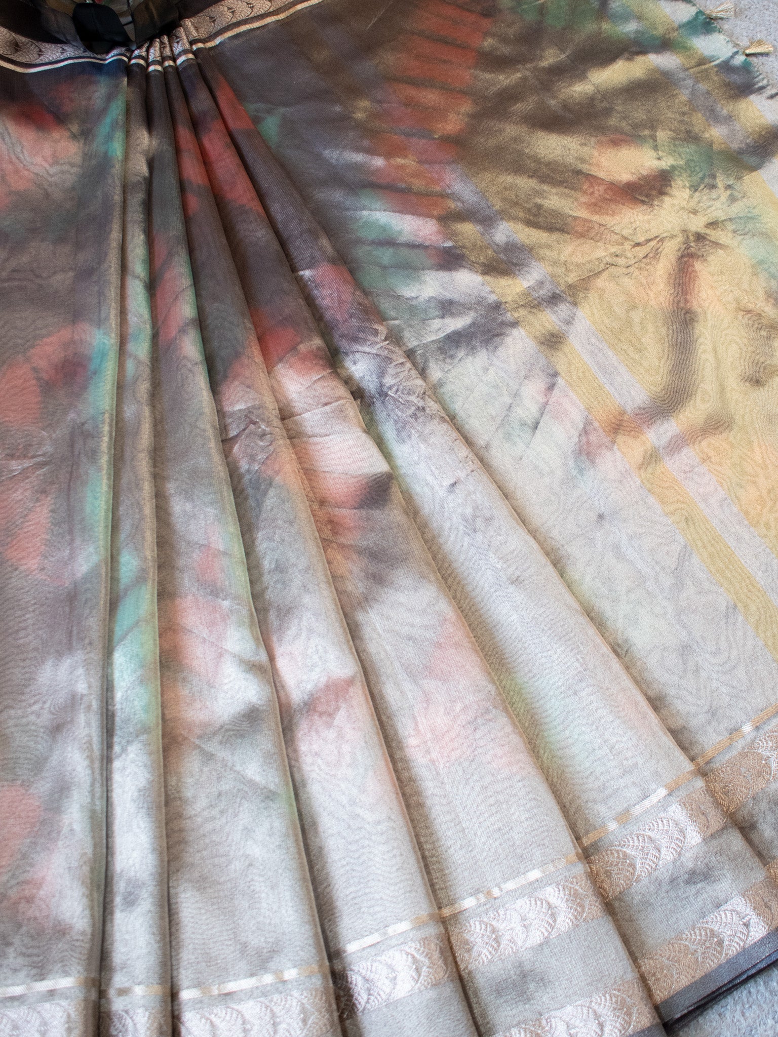 Banarasi Shibori Dyed Organza Saree With Zari Weaving