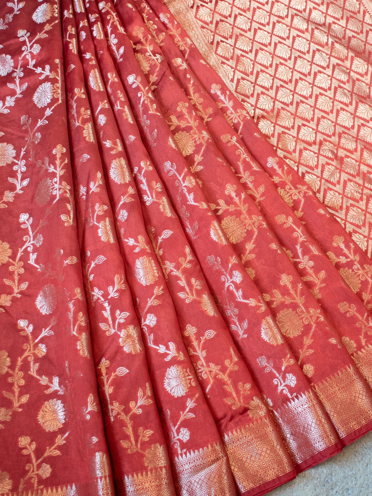 Banarasi Cotton Silk Saree With Floral Weaving & Border- Red