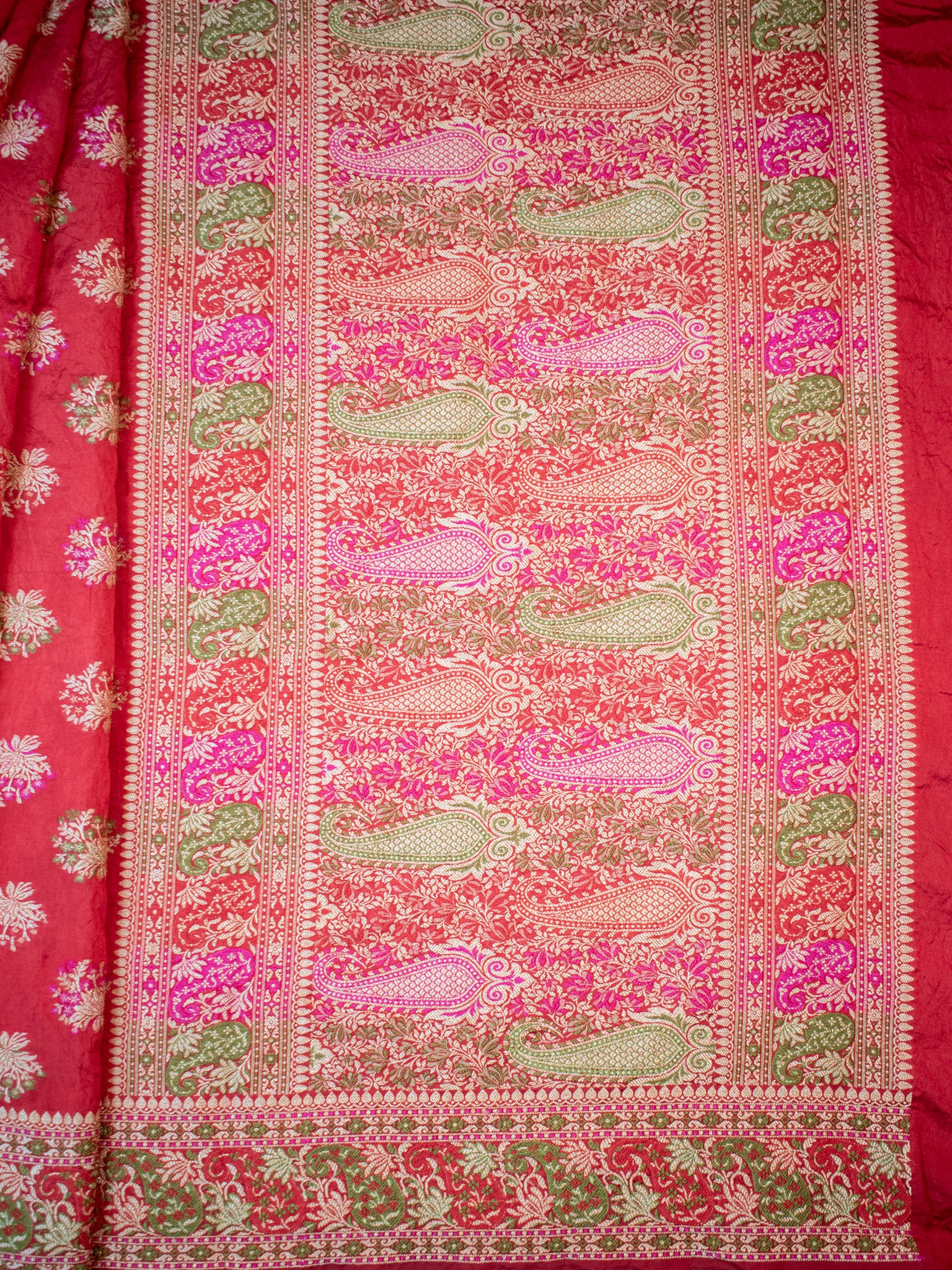 Banarasi Semi Georgette Saree With Resham Work and Border -Red