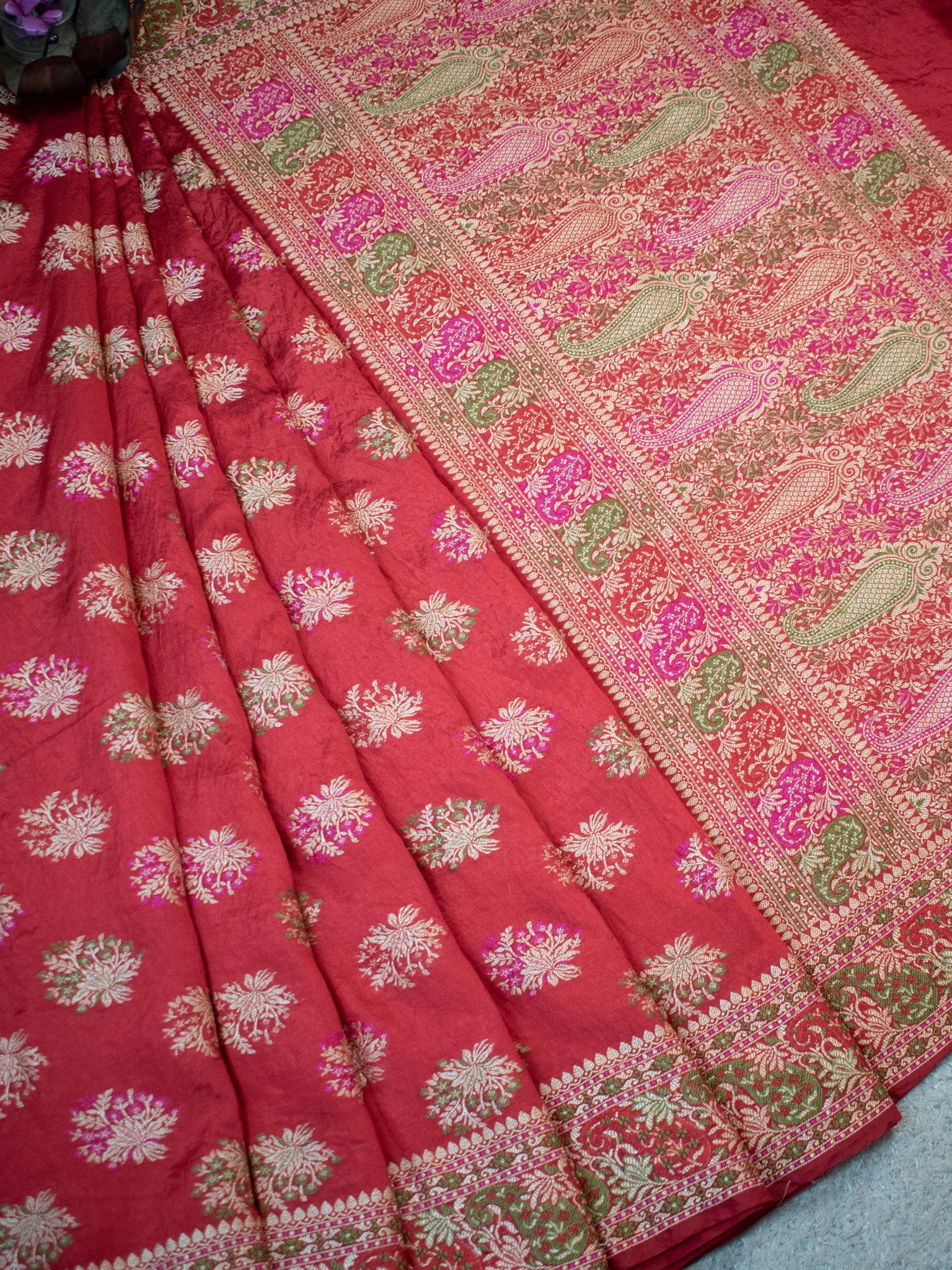 Banarasi Semi Georgette Saree With Resham Work and Border -Red