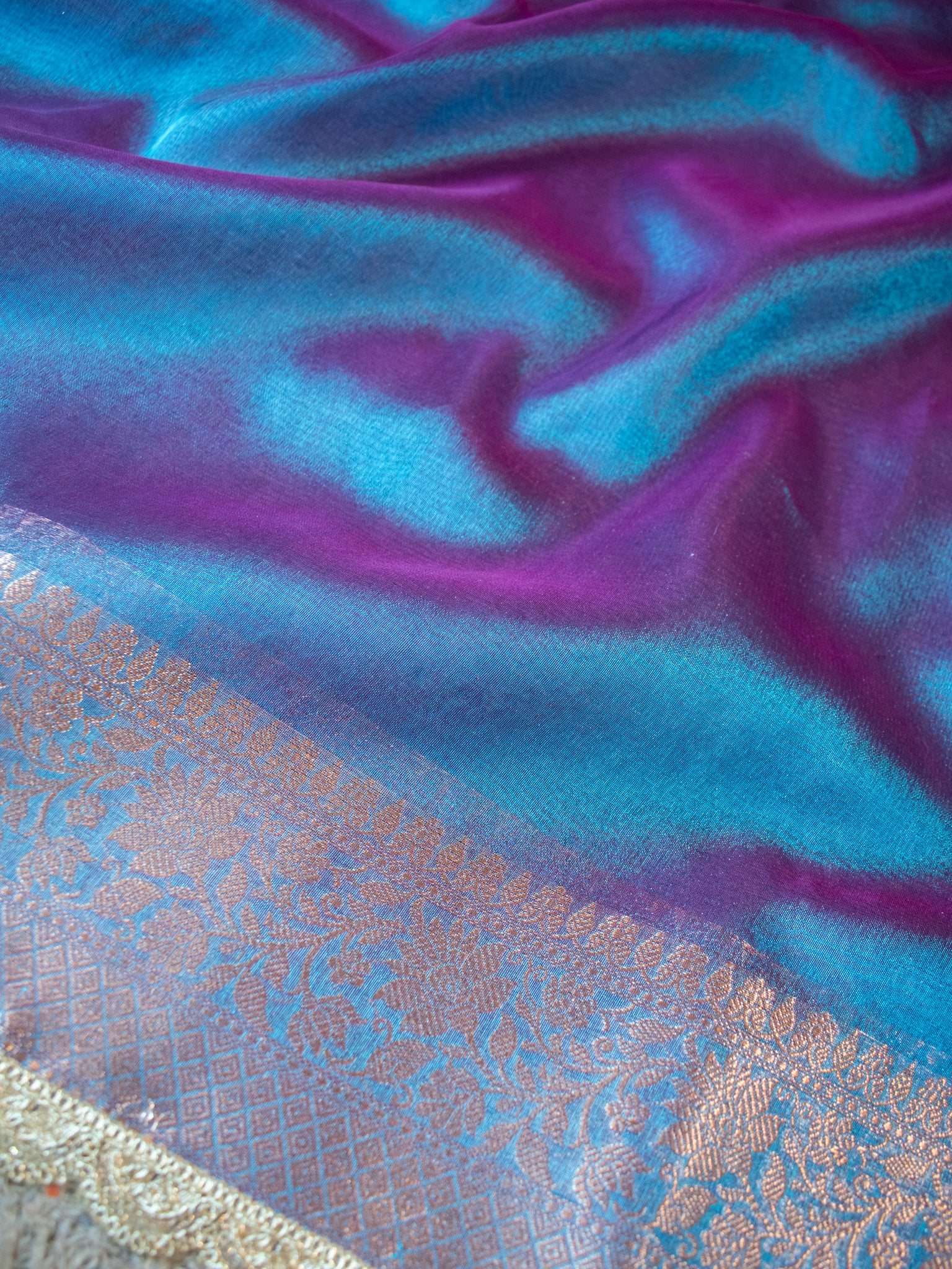 Banarasi Plain Tissue Saree With Lace Border - Shaded Blue
