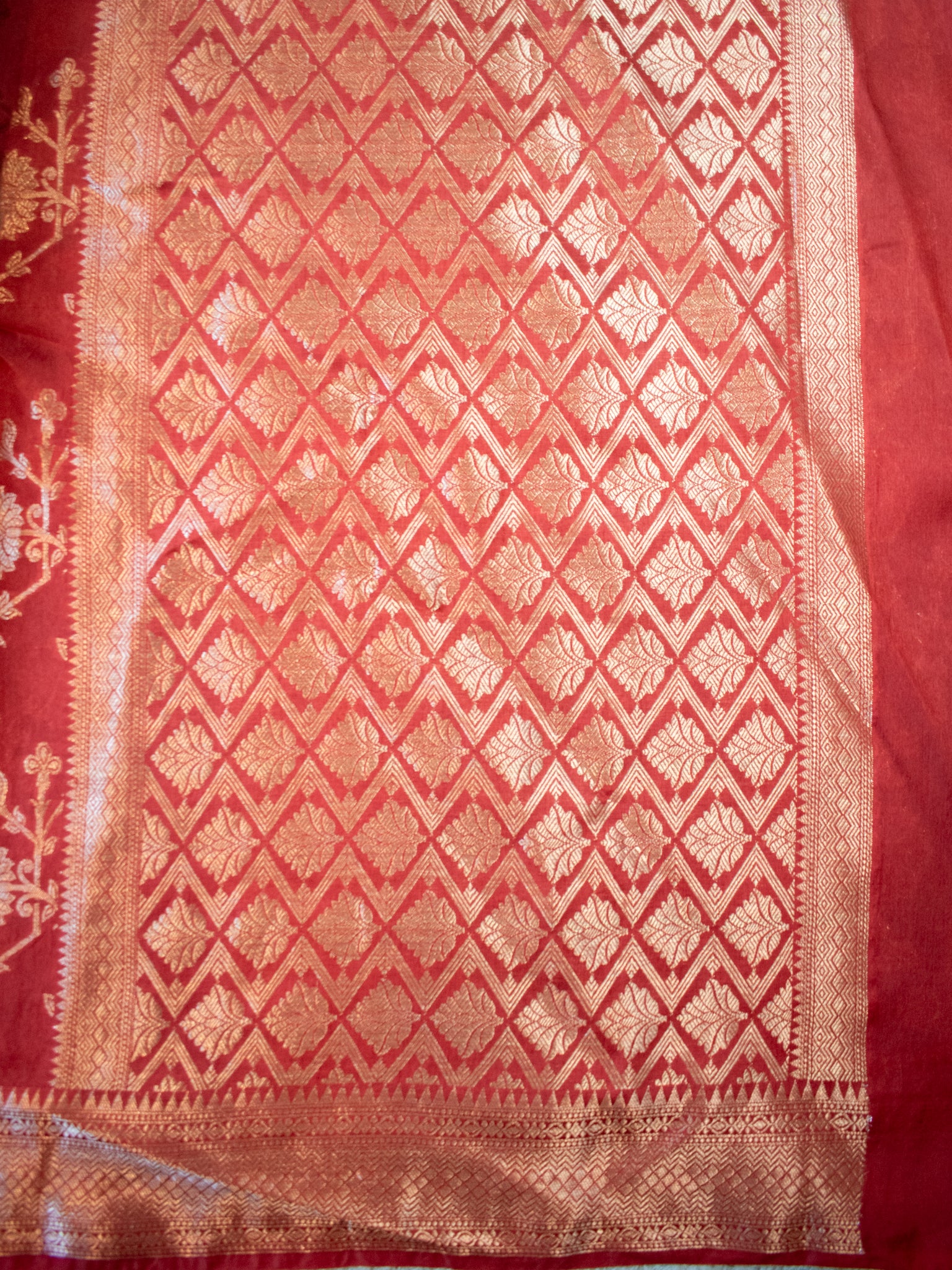 Banarasi Cotton Silk Saree With Floral Weaving & Border- Red