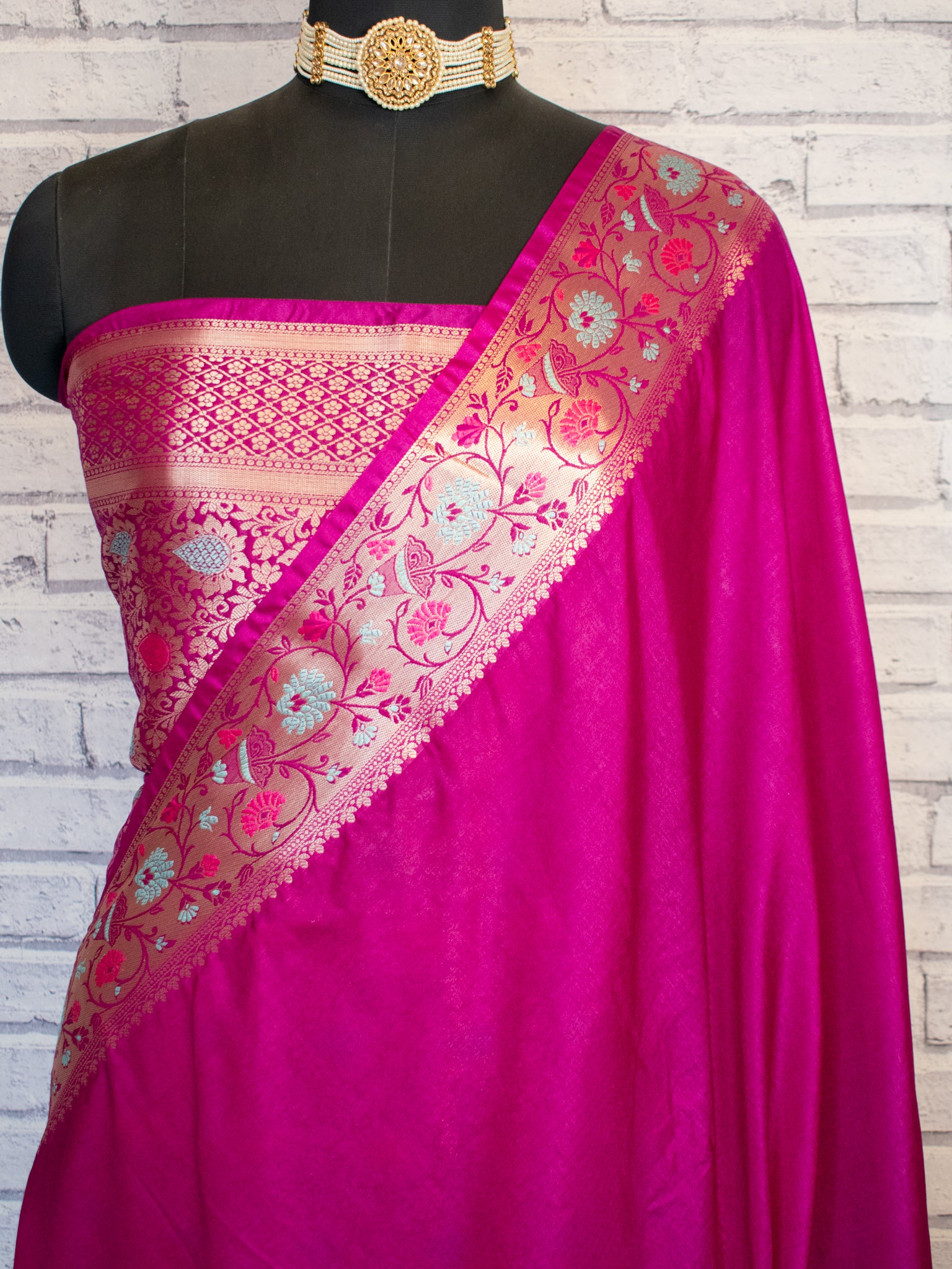 Banarasi Plain Semi Katan Saree With Meena Border- Magenta
