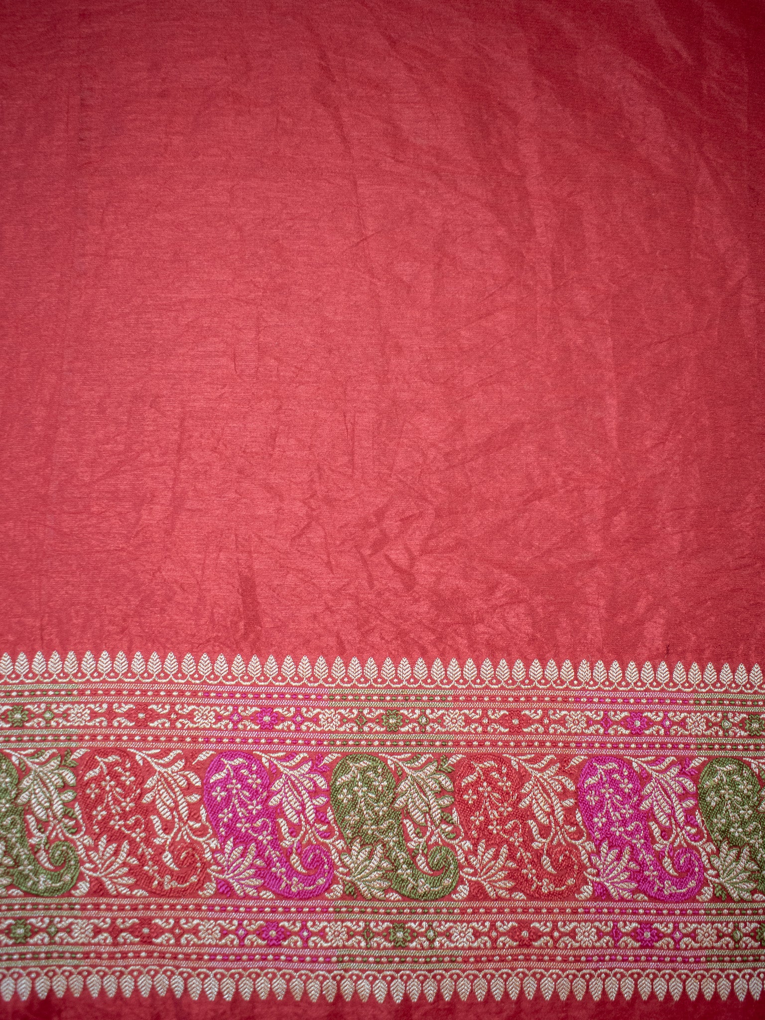 Banarasi Semi Georgette Saree With Resham Work and Border -Red